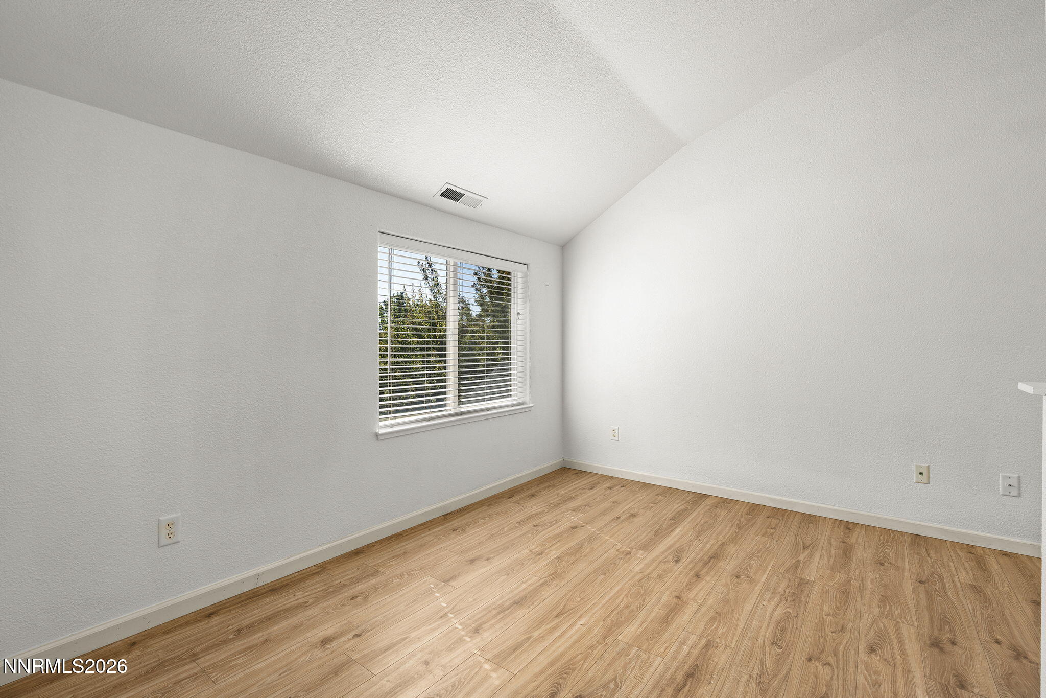 5658 Hunting Creek Way Property Photo 25