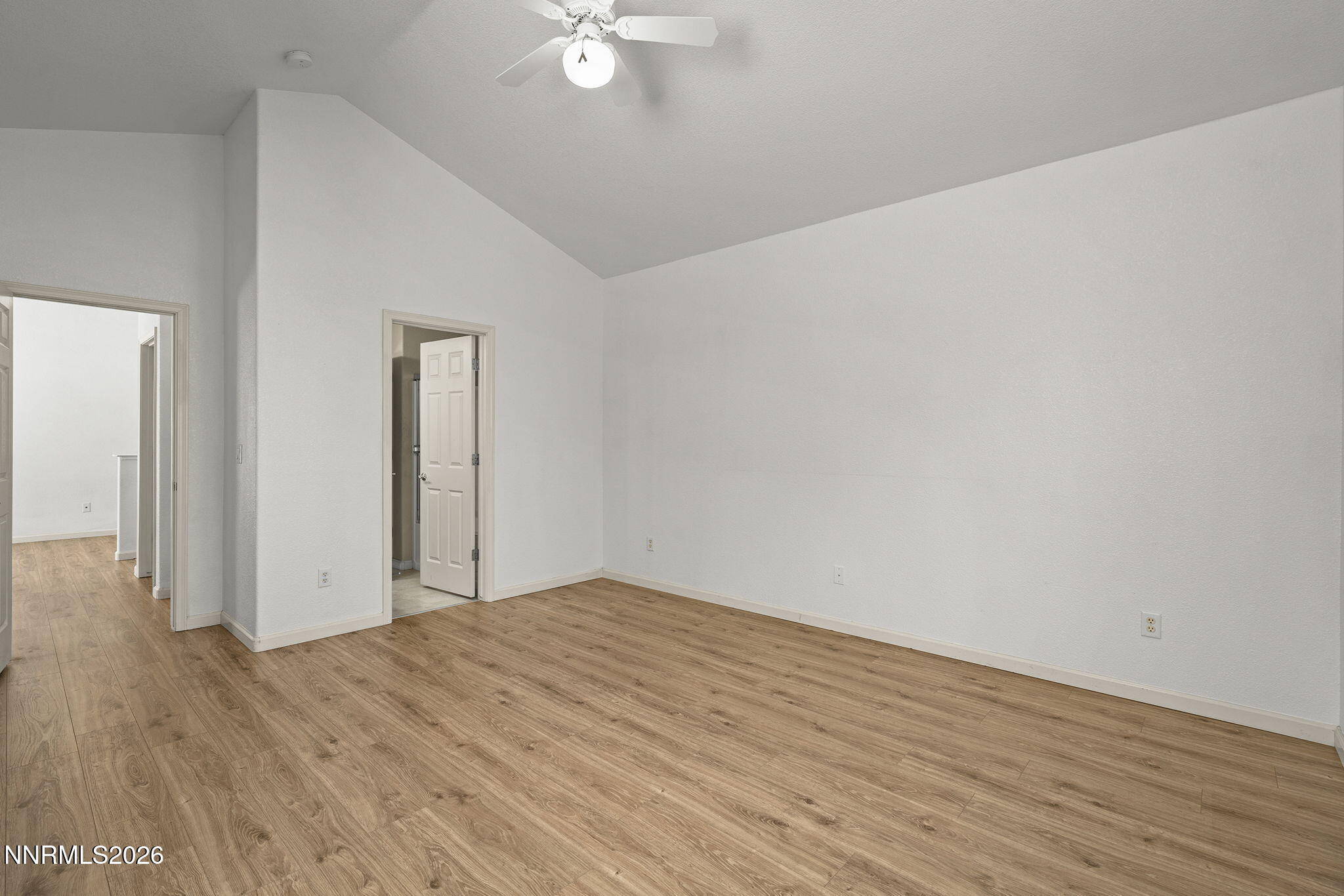 5658 Hunting Creek Way Property Photo 29