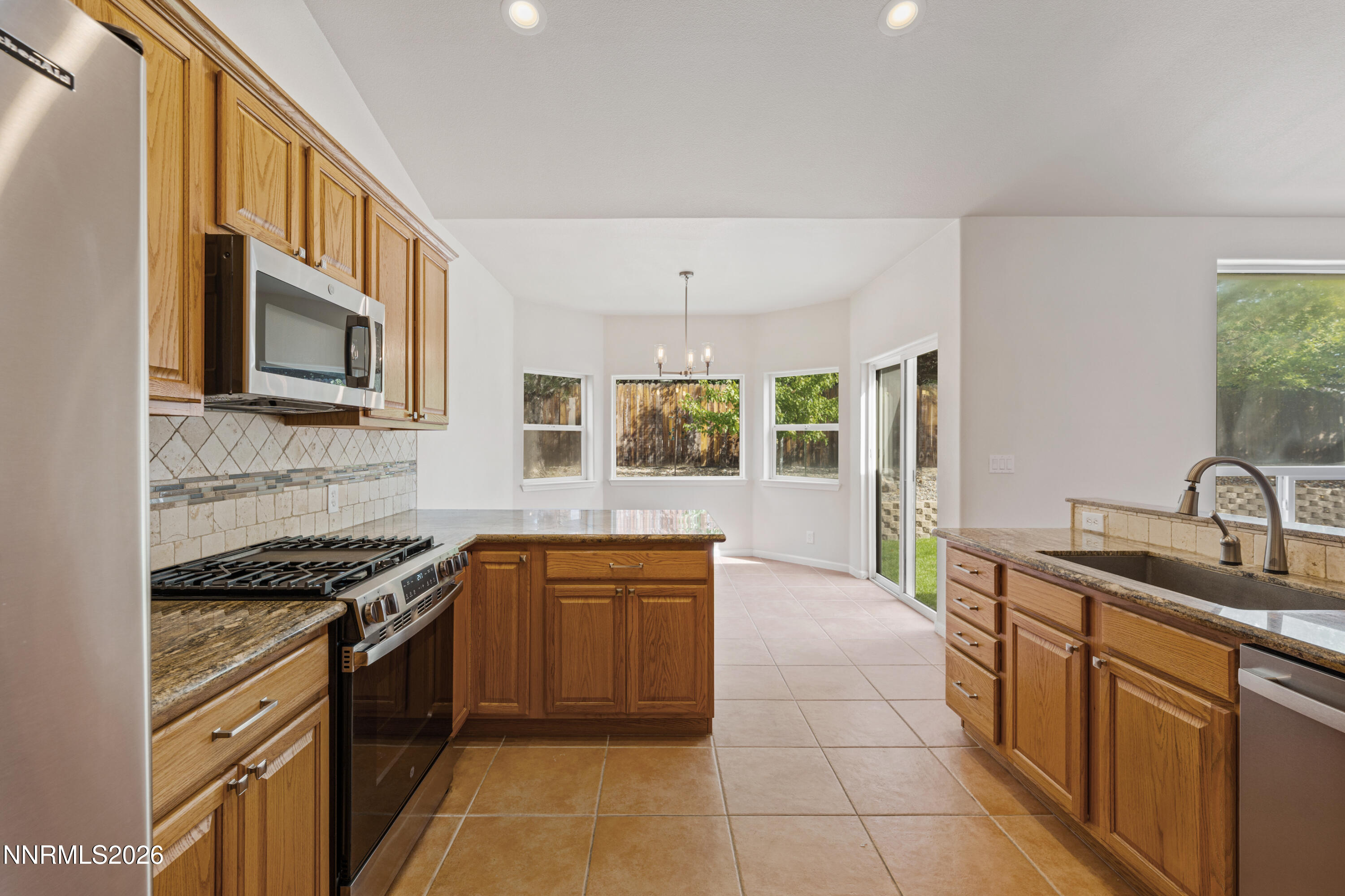 2951 San Mateo Lane Property Photo 11
