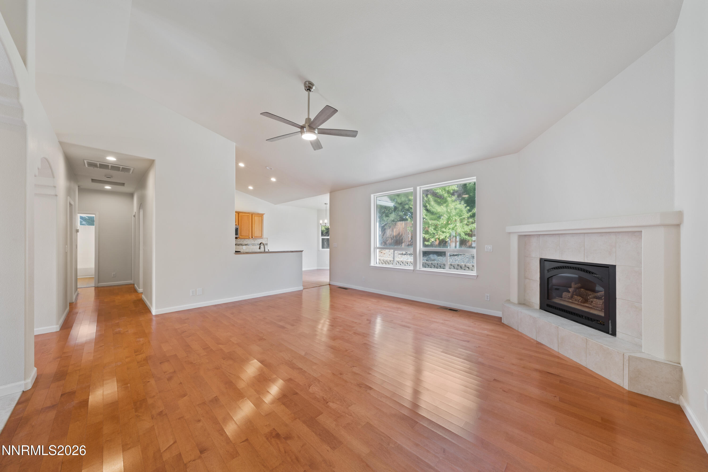 2951 San Mateo Lane Property Photo 13