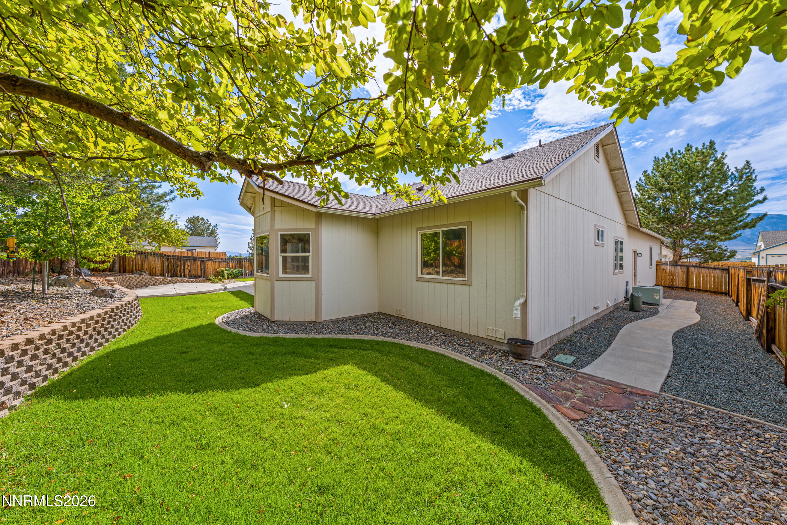 2951 San Mateo Lane Property Photo 24