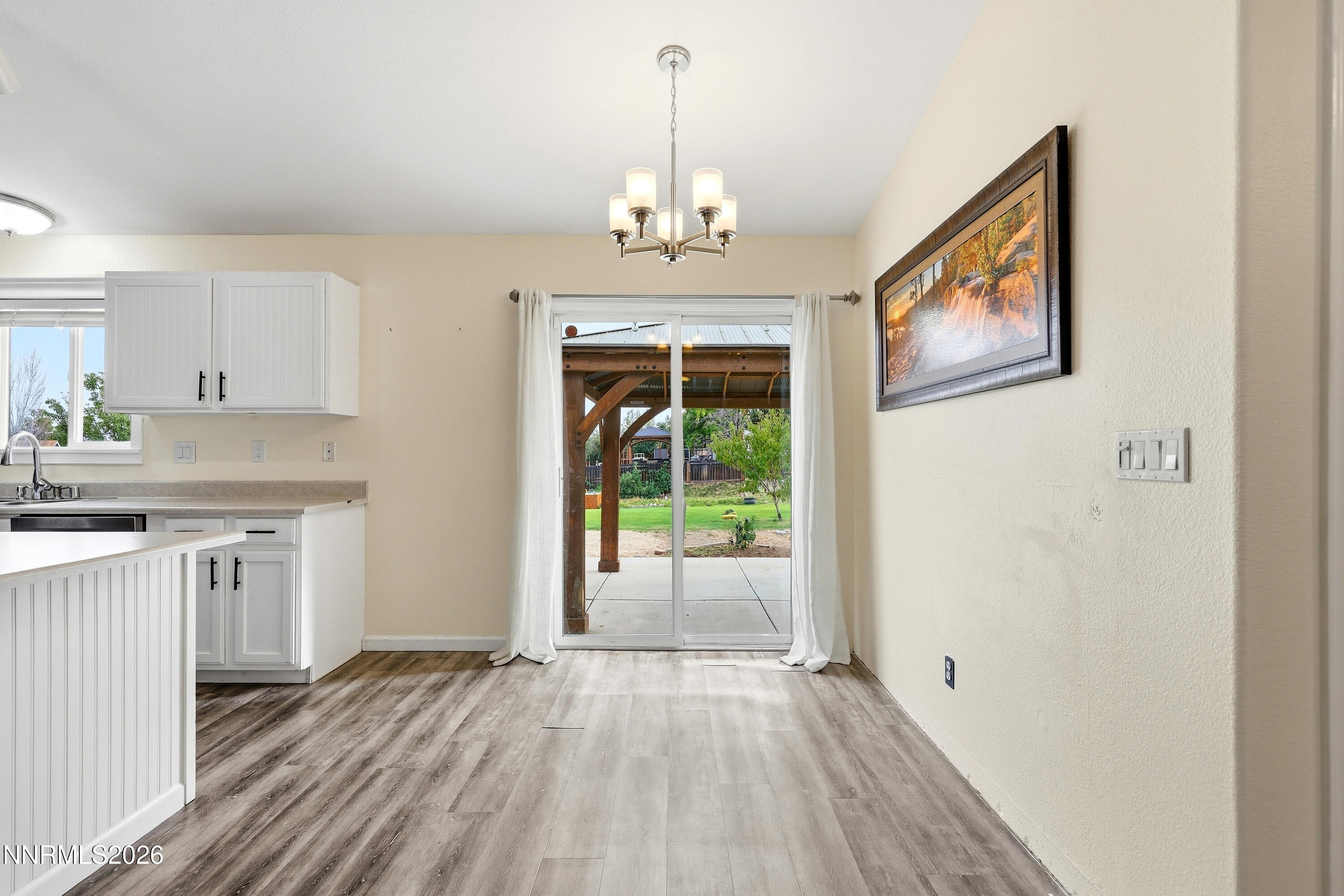 1426 Nightingale Way Property Photo 17