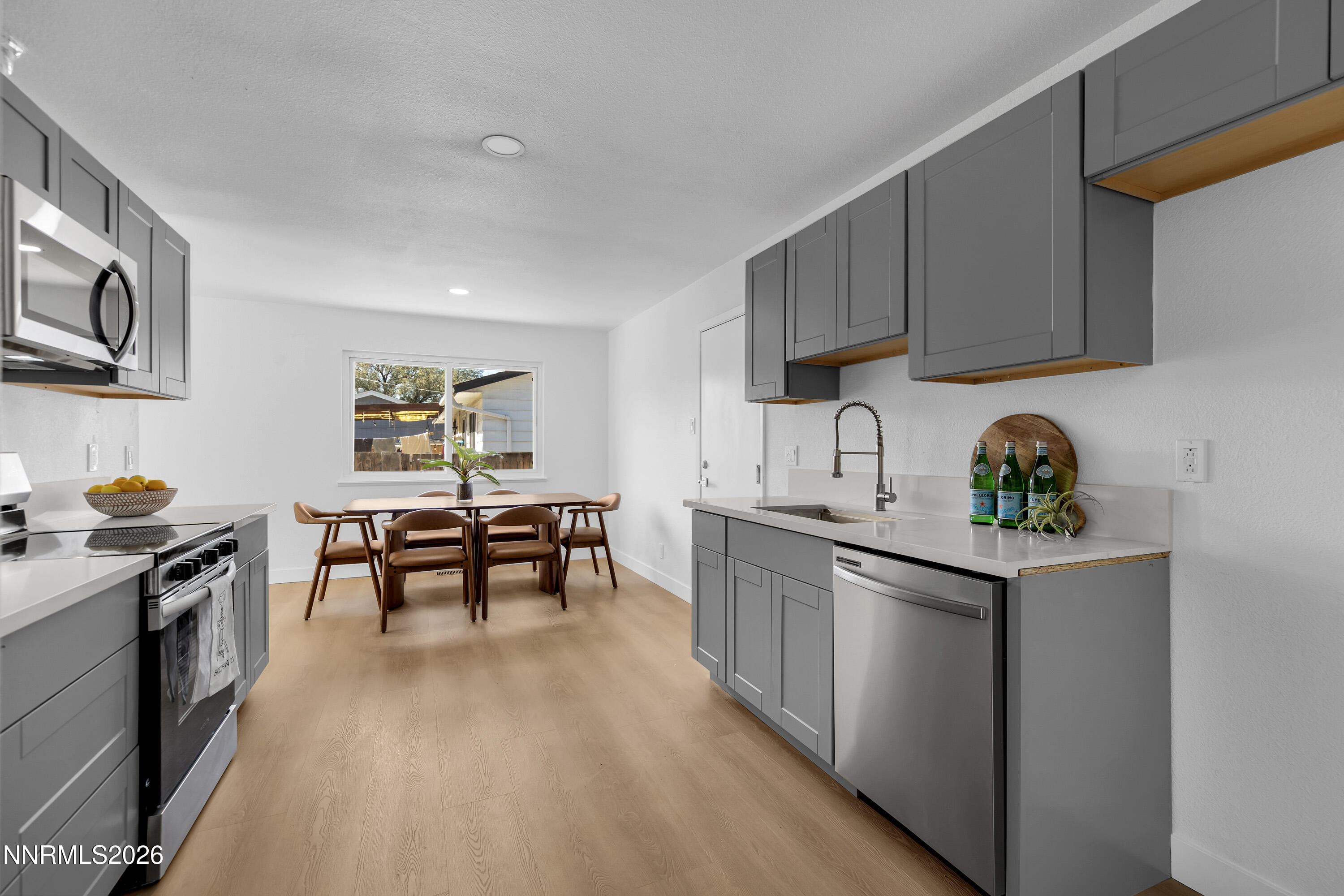 2285 Jessie Avenue Property Photo 13
