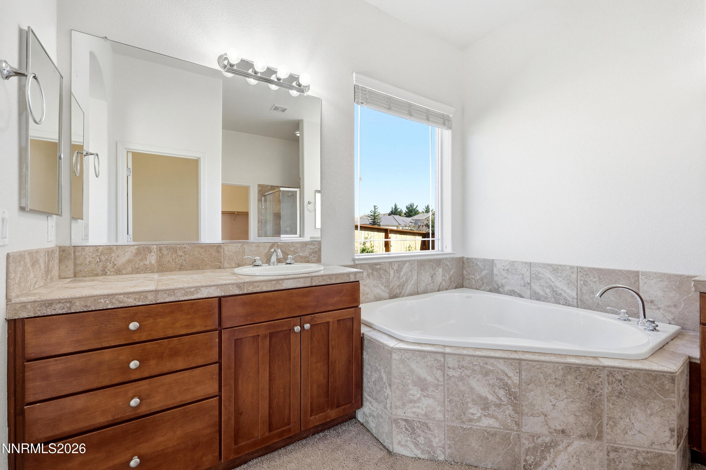 3800 Desert Fox Drive Property Photo 26