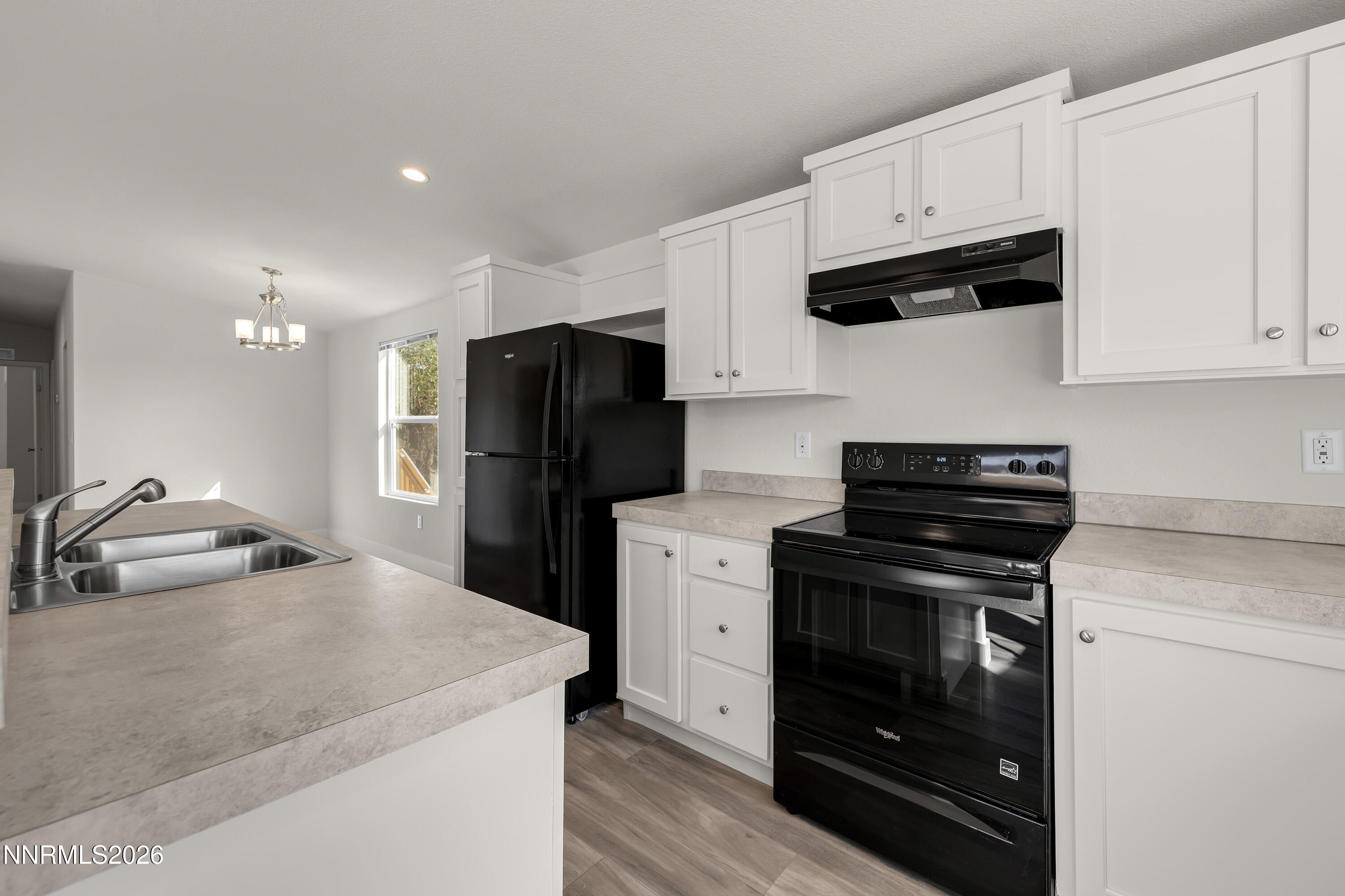 100 Reservation Road Property Photo 10