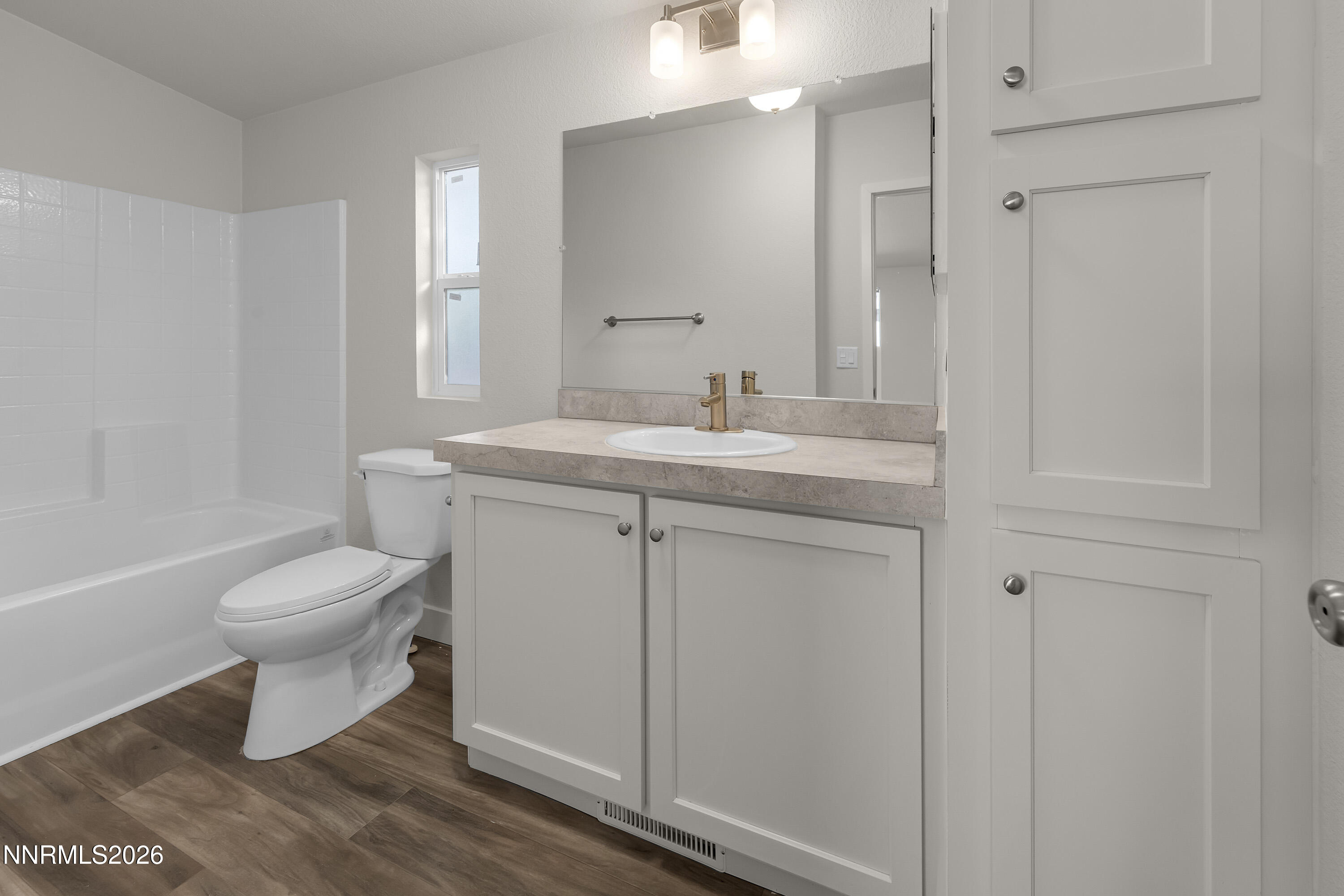 100 Reservation Road Property Photo 16