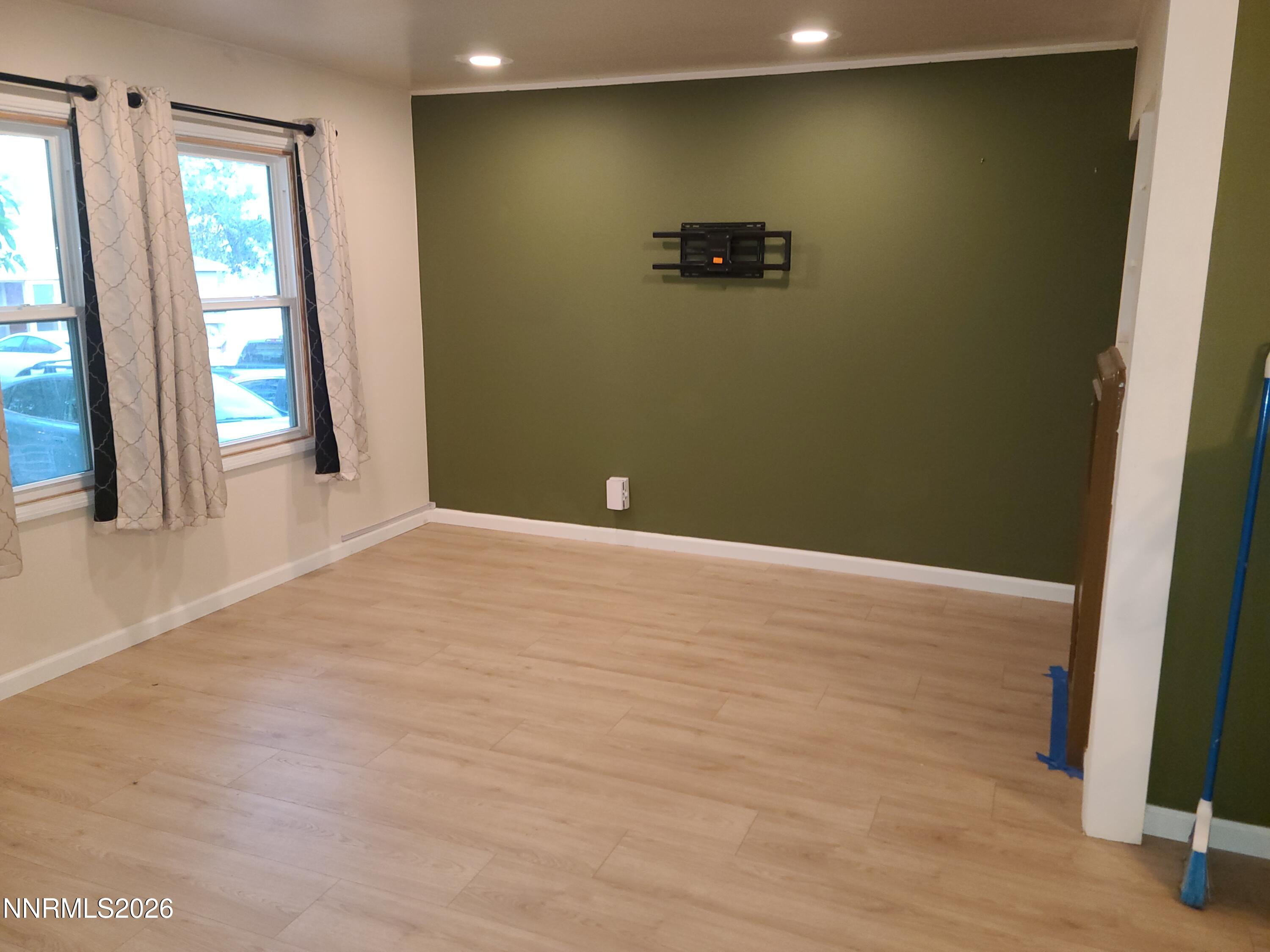 45 Sutton Way Property Photo 3