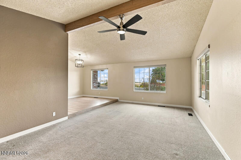 1731 Glen Oaks Drive Property Photo 4
