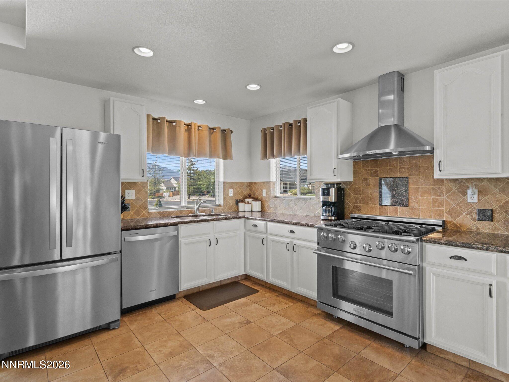 2947 Hot Springs Drive Property Photo 11