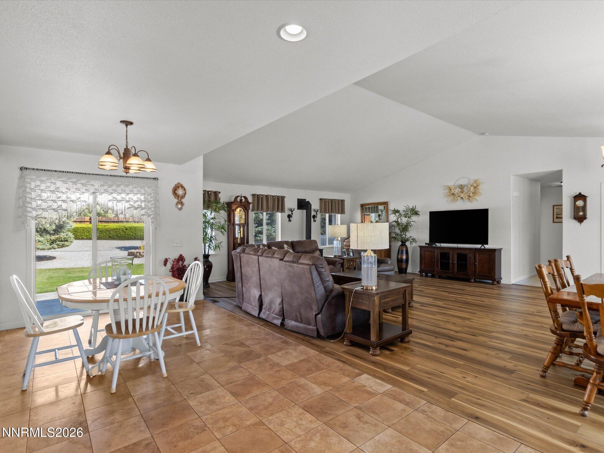 2947 Hot Springs Drive Property Photo 13