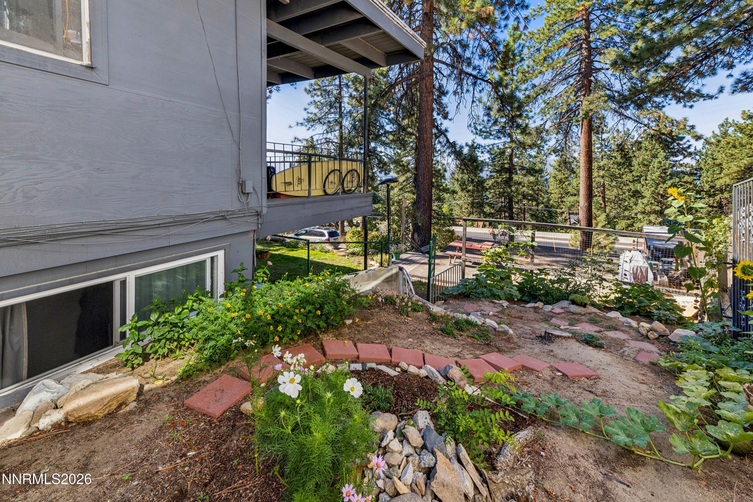 636 Lakeview Drive Property Photo 13