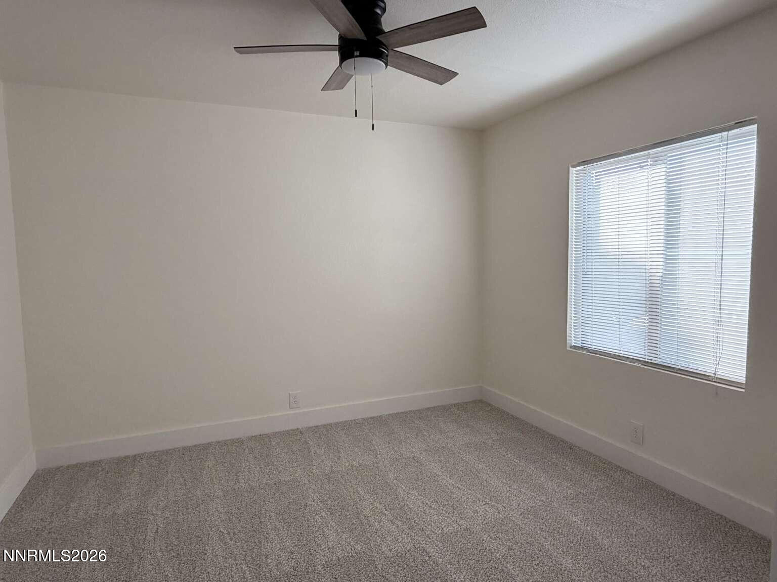 1016 Prater Way Property Photo 23