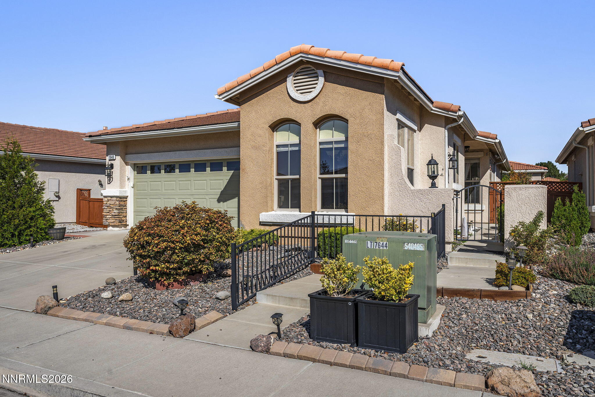 1940 Cosenza Drive Property Photo 3