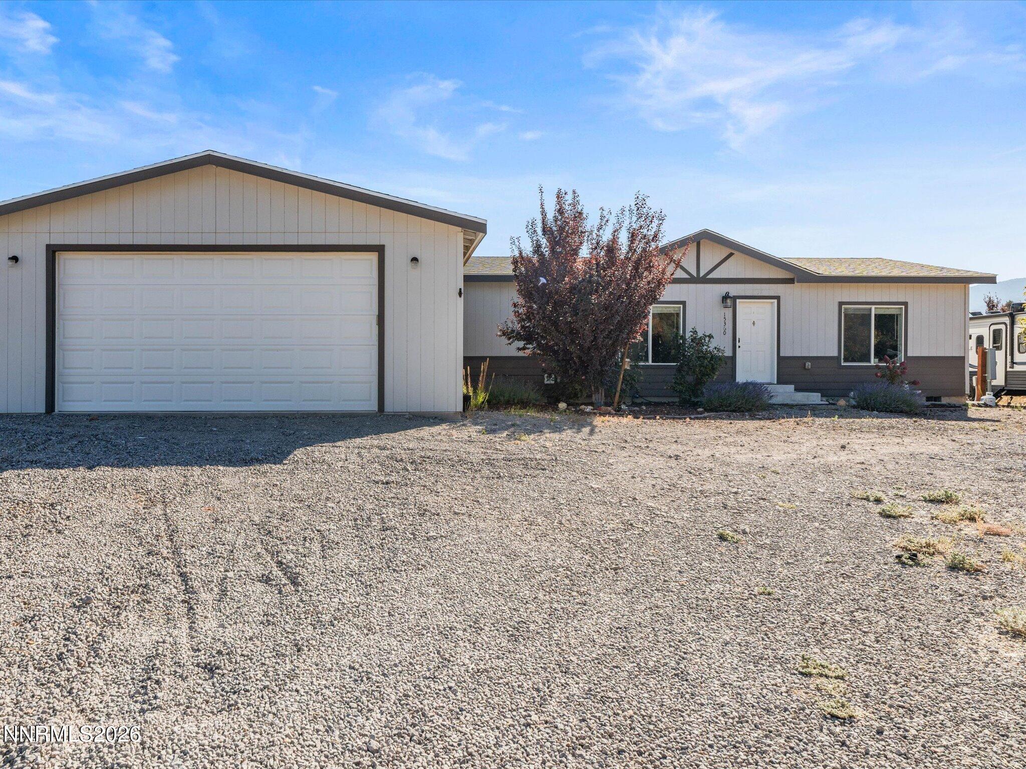 15360 Tuxon Way Property Photo 5