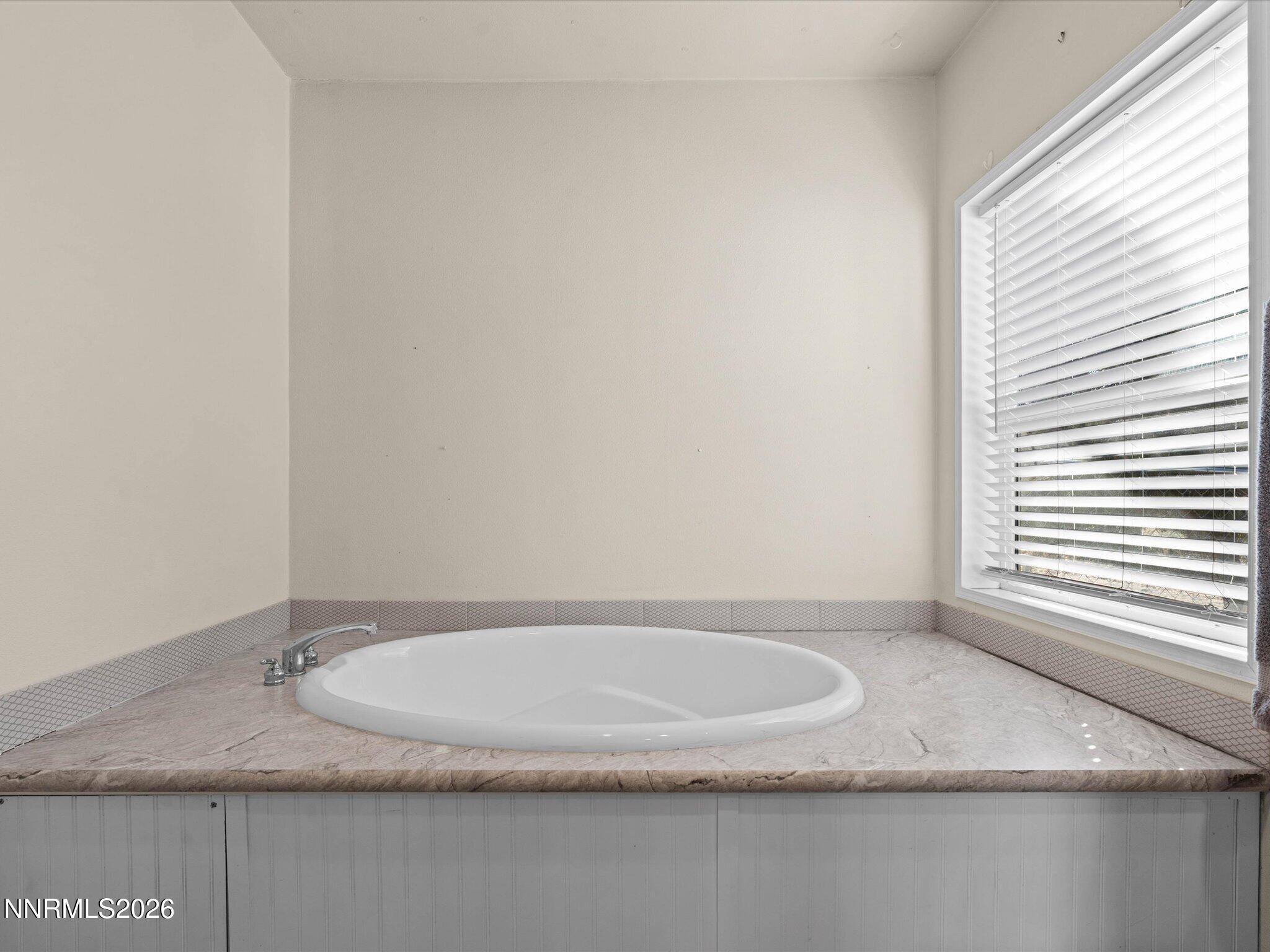 15360 Tuxon Way Property Photo 27