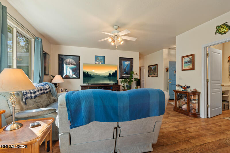 1093 Rolling Hills Drive Property Photo 5