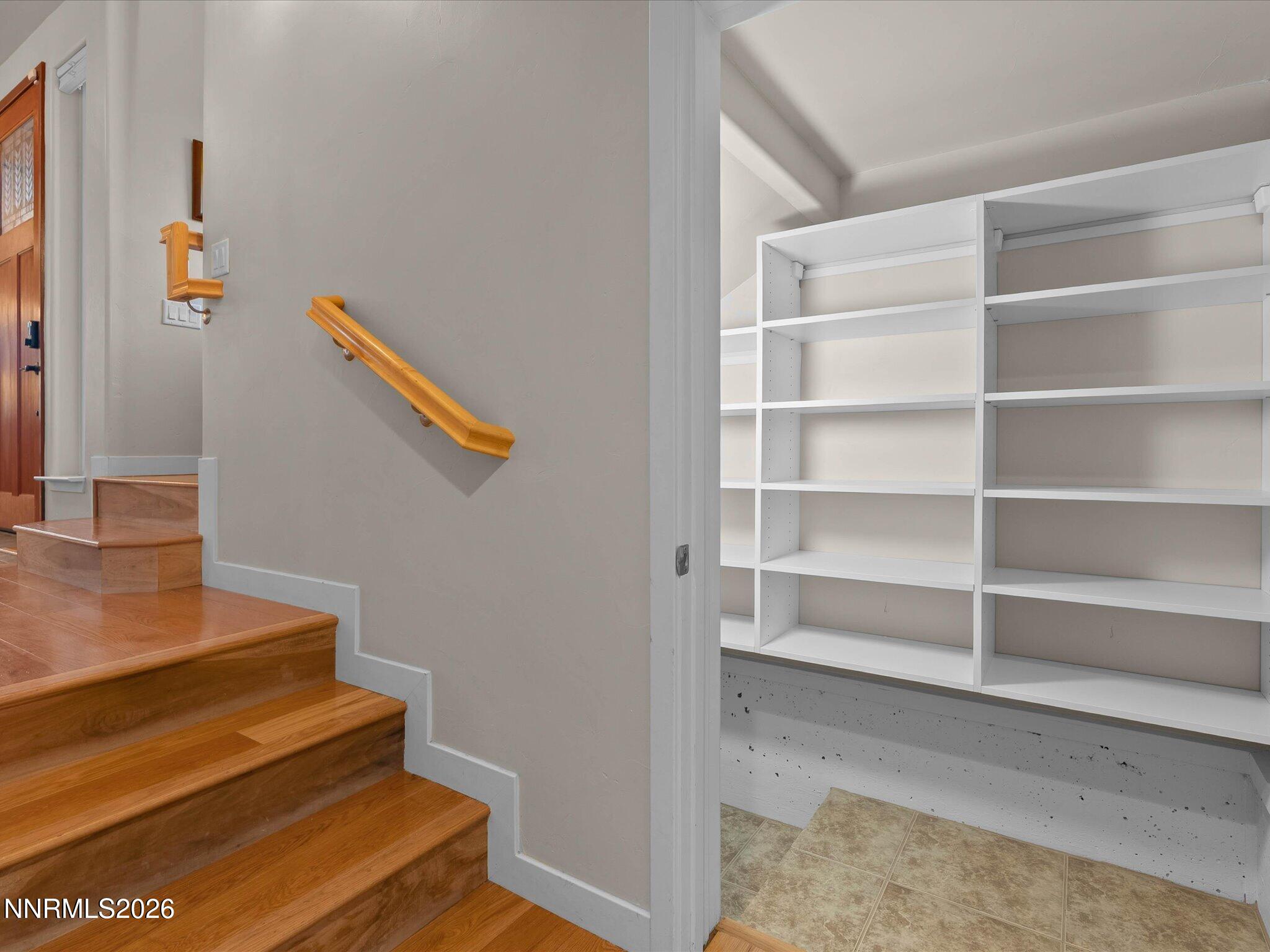 3298 Thornhill Drive Property Photo 45