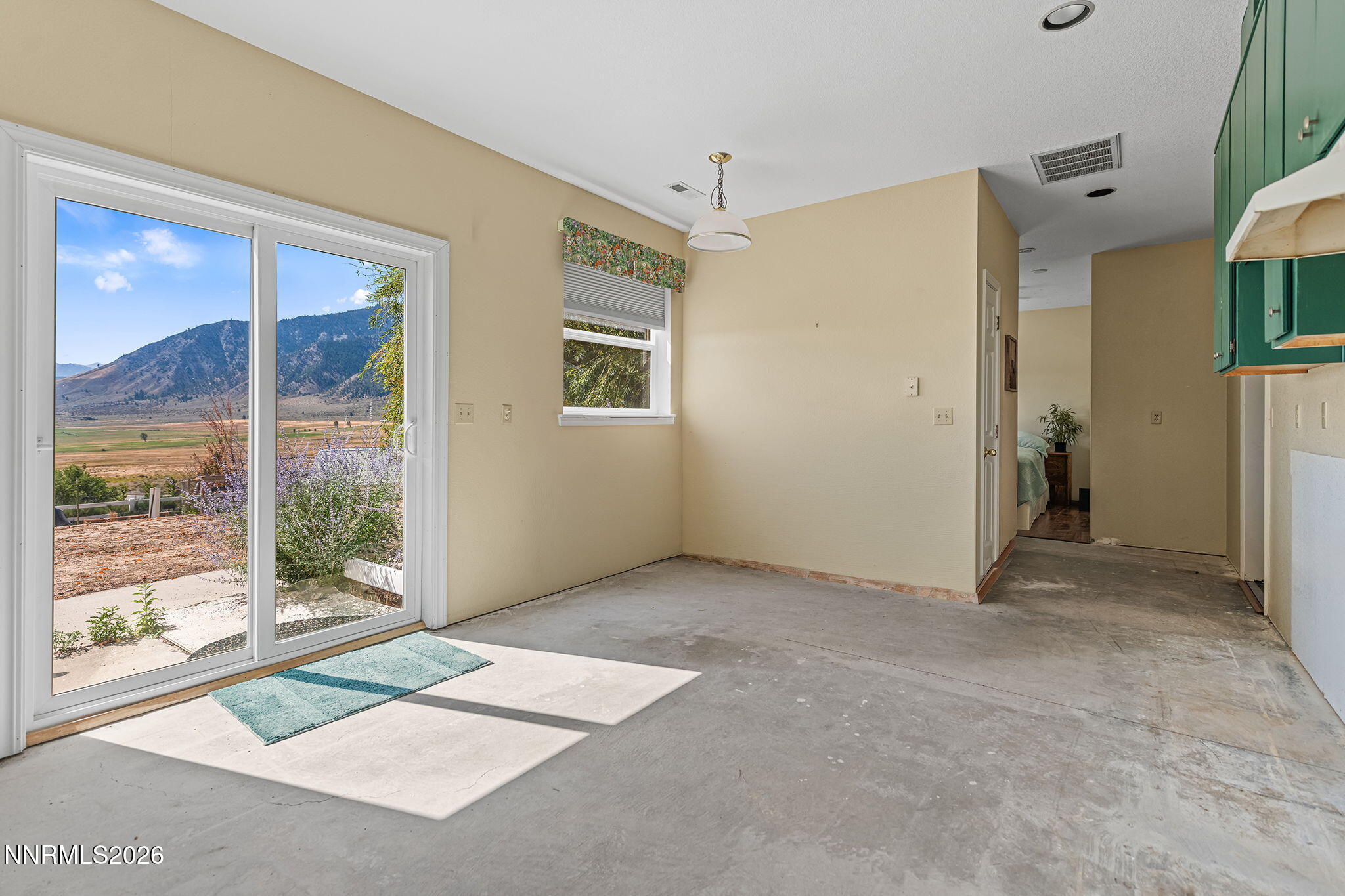 400 Bavarian Drive Property Photo 40