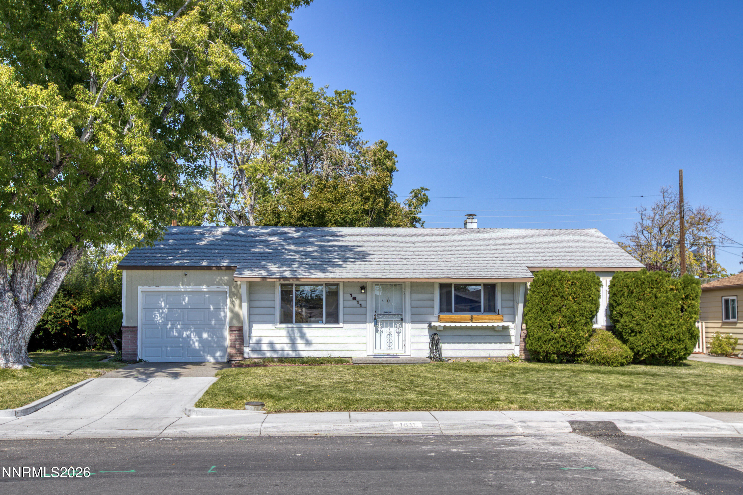 1611 Stewart Street Property Photo 1