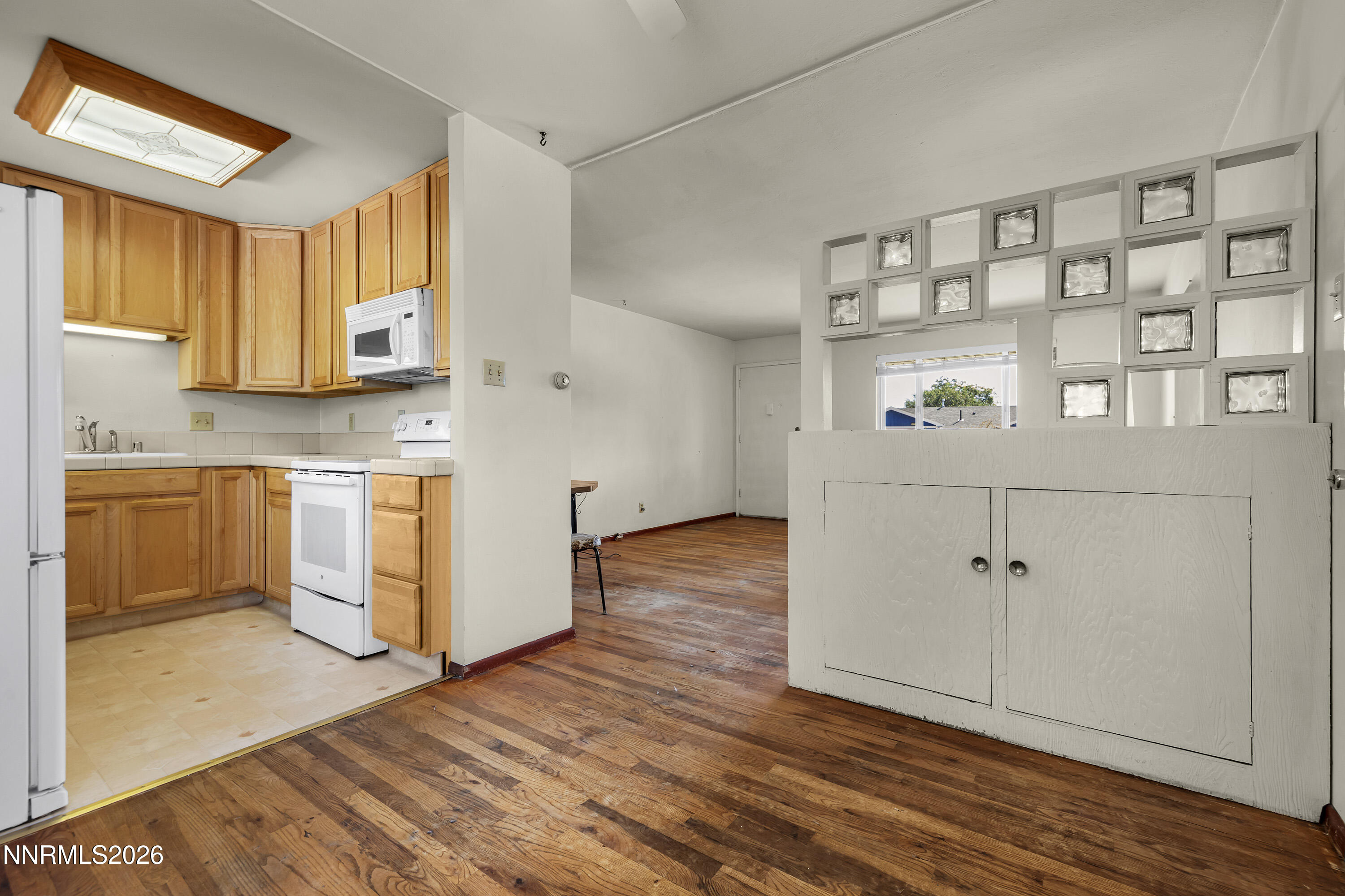 1611 Stewart Street Property Photo 7