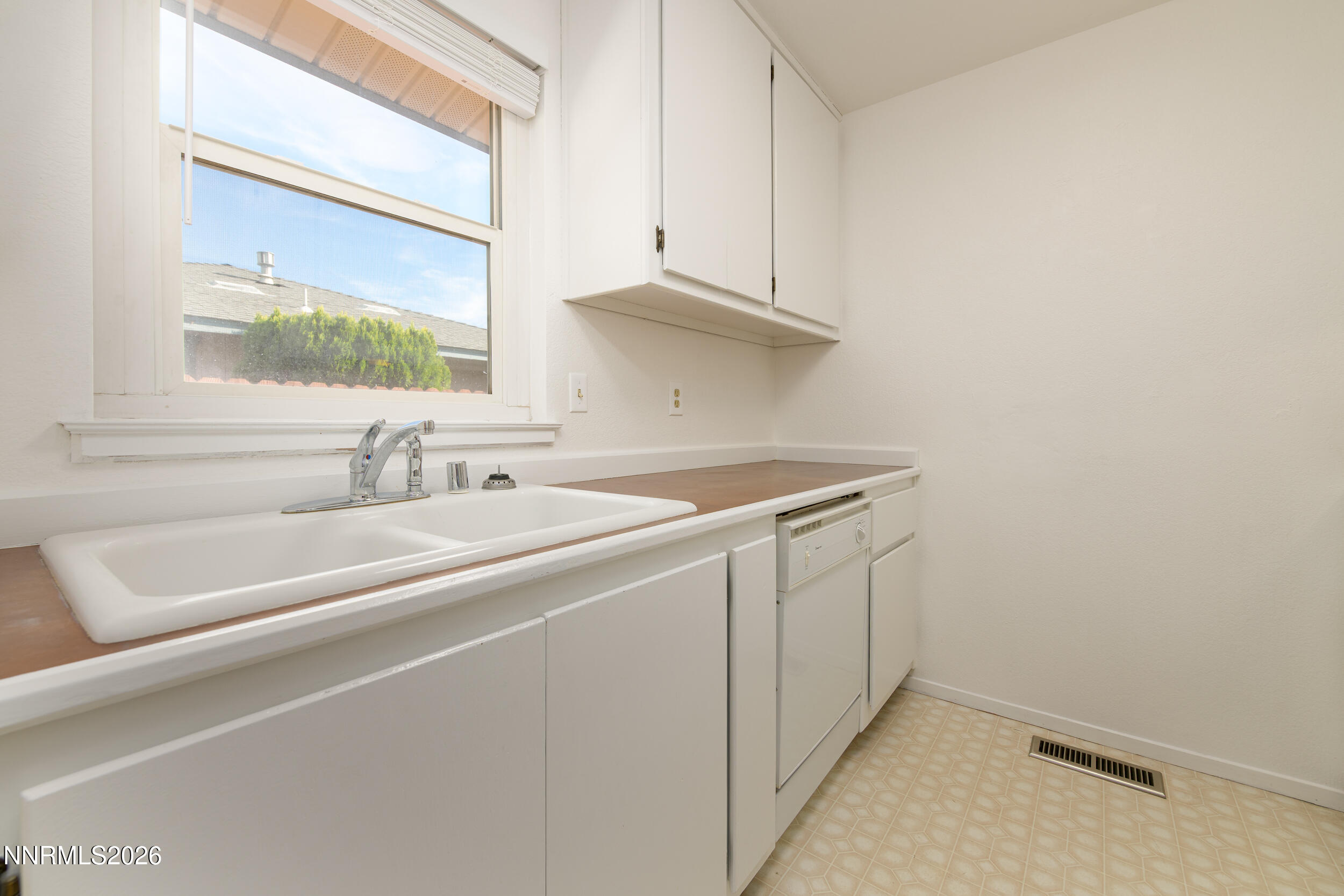 1450 Kimmerling Road Property Photo 10