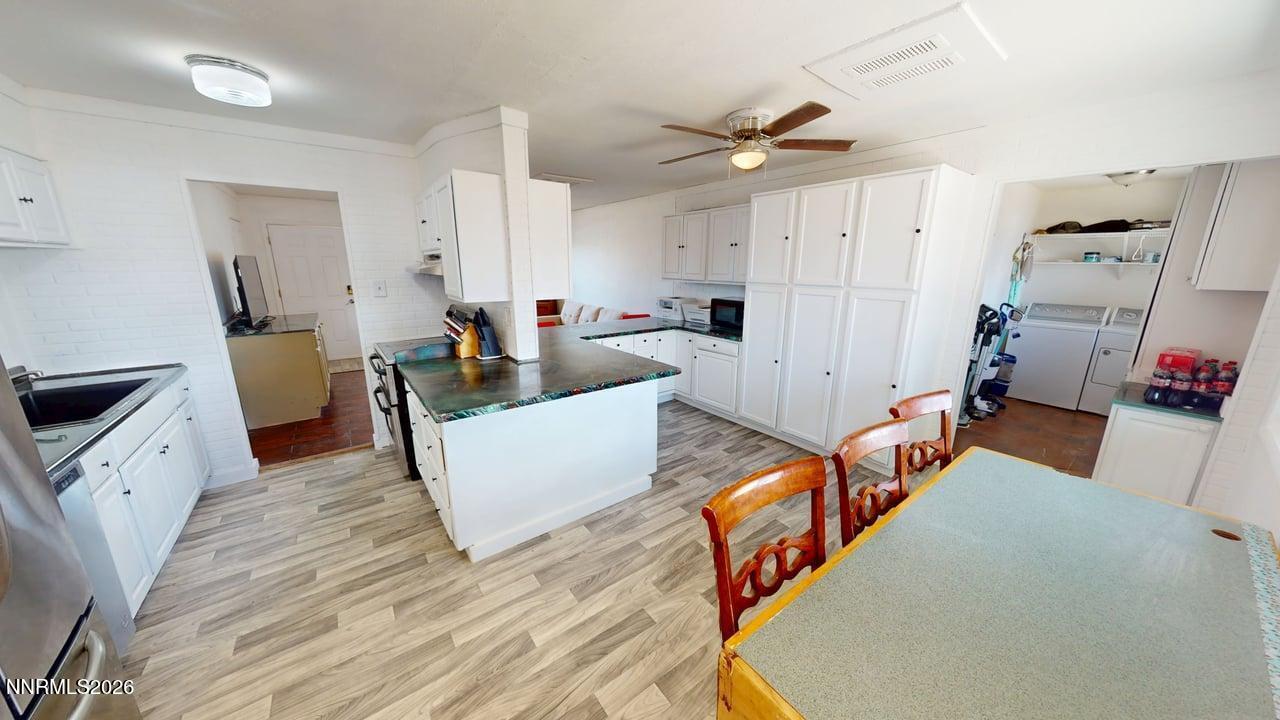 65 E 3rd Street Property Photo 6