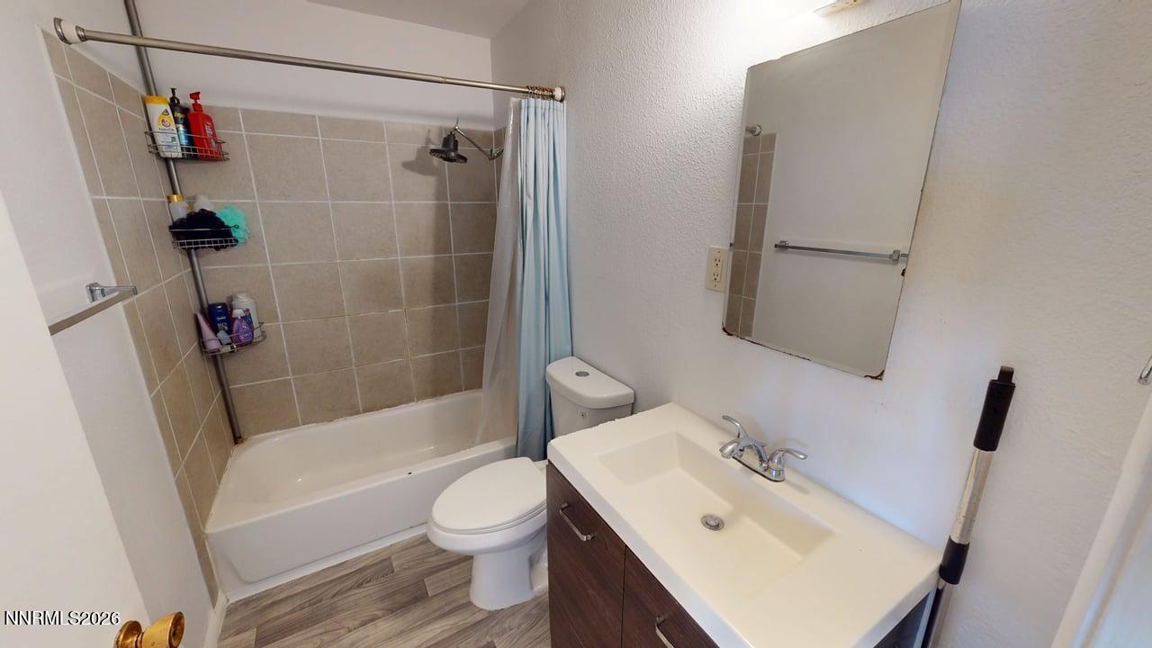 65 E 3rd Street Property Photo 16