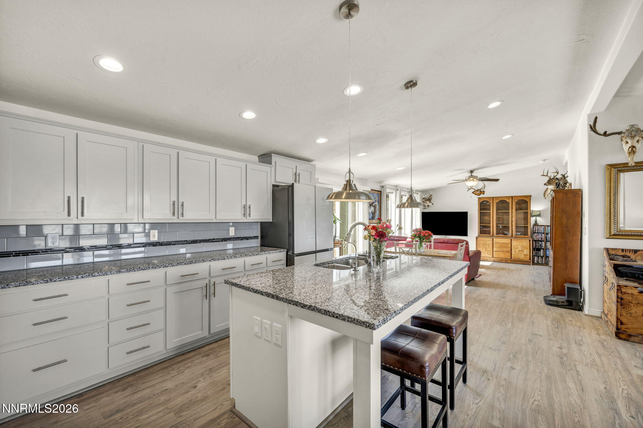 105 Arabian Way Property Photo 5