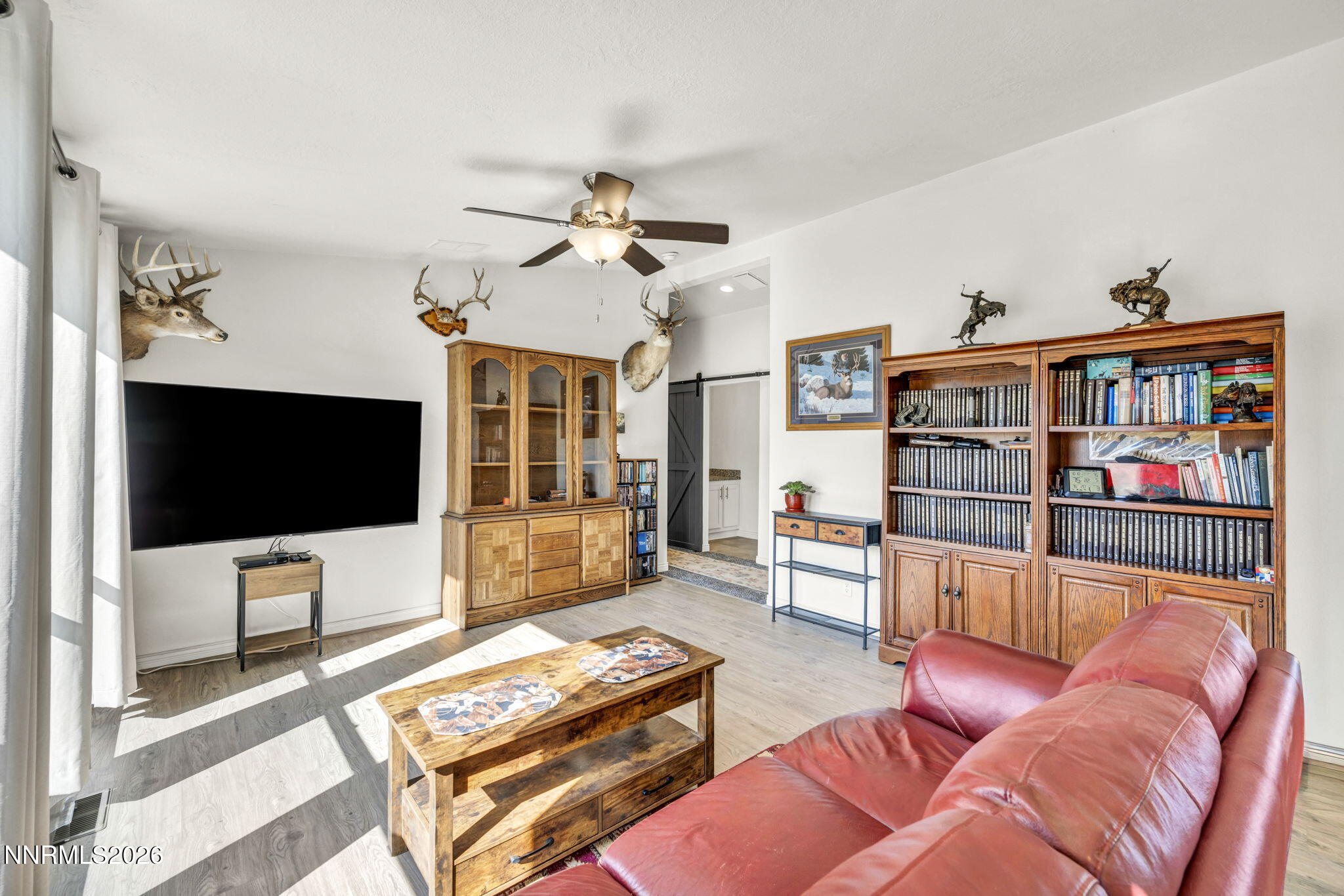 105 Arabian Way Property Photo 8