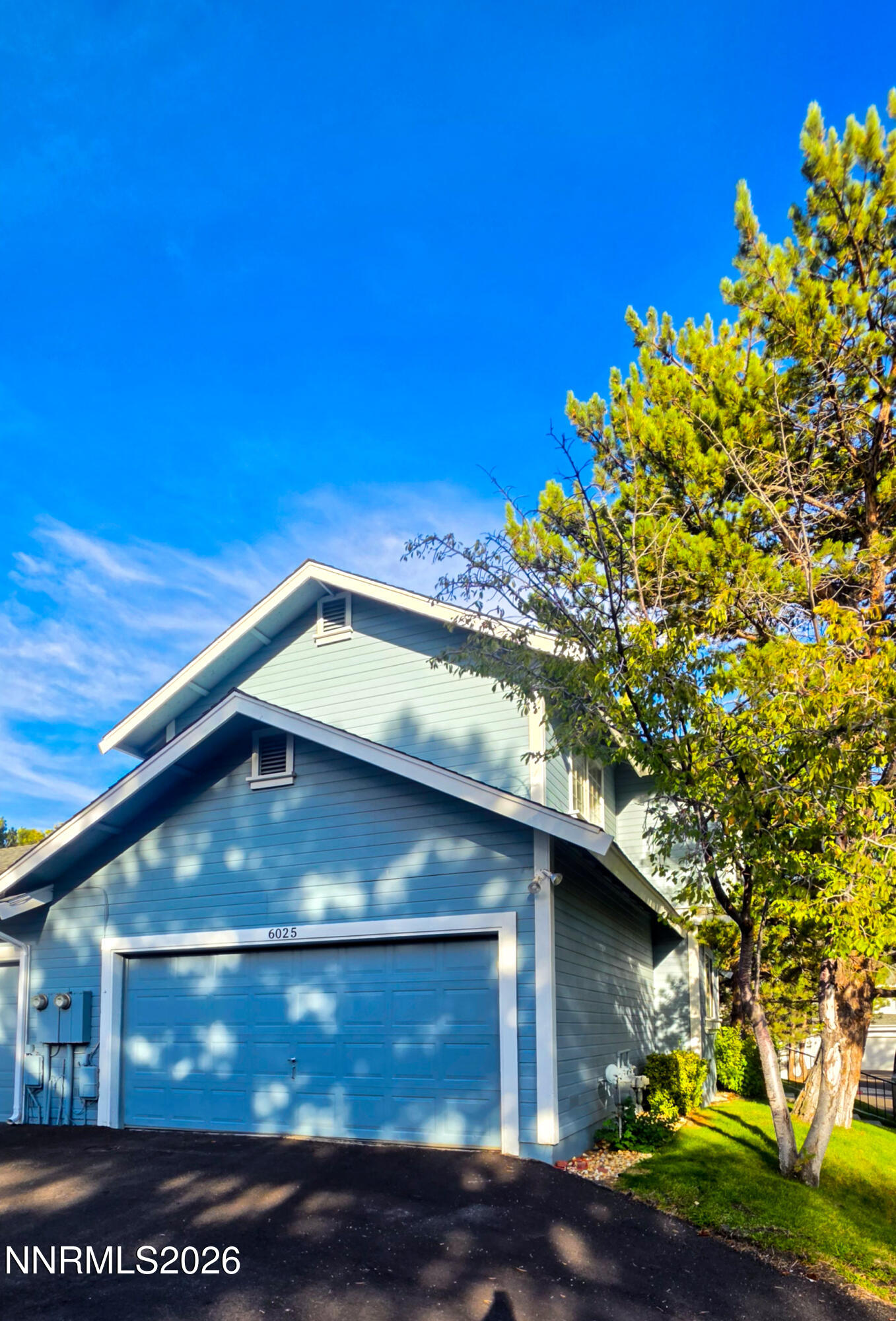 6025 Conness Way Property Photo 3