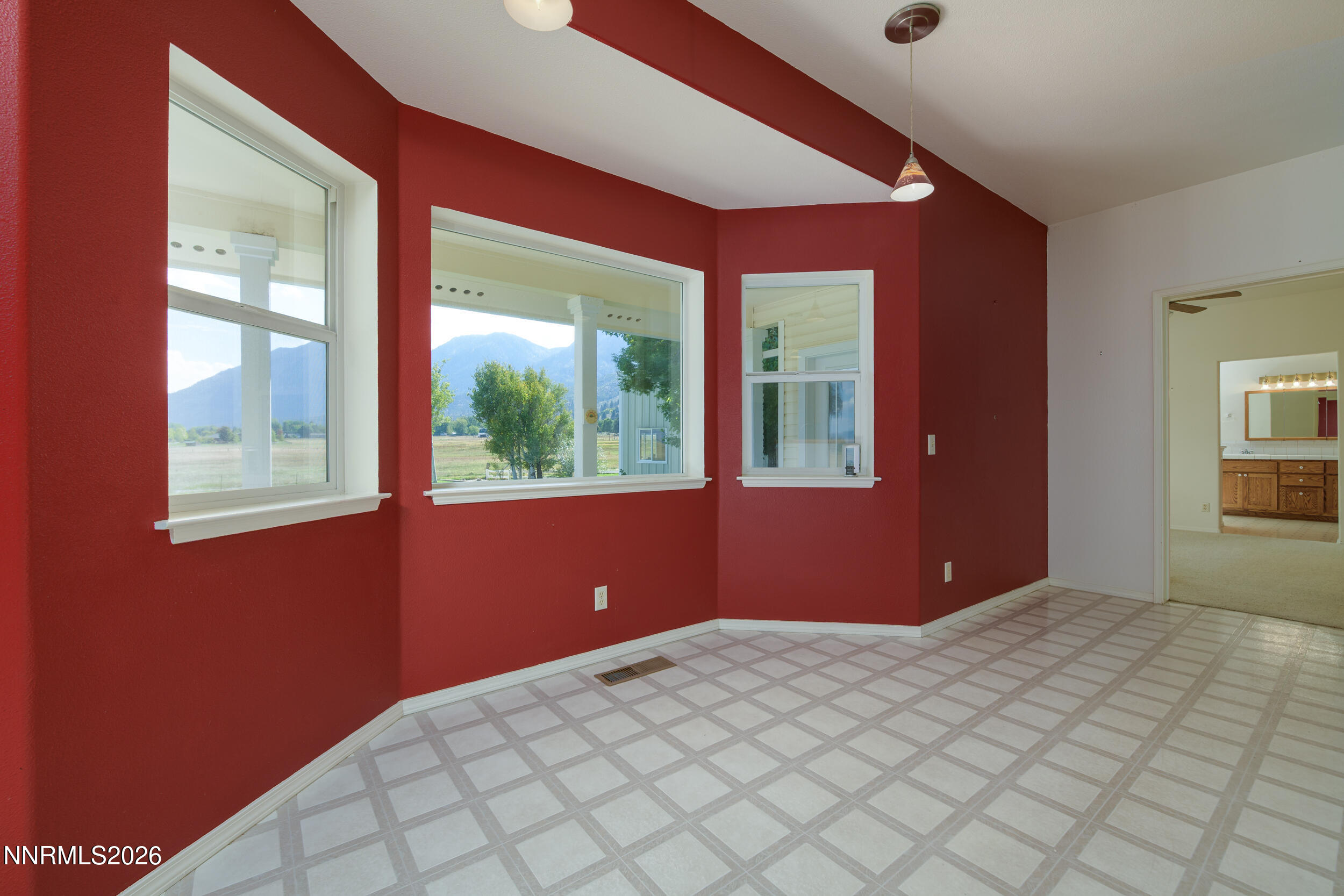237 Laura Springs Circle Property Photo 11