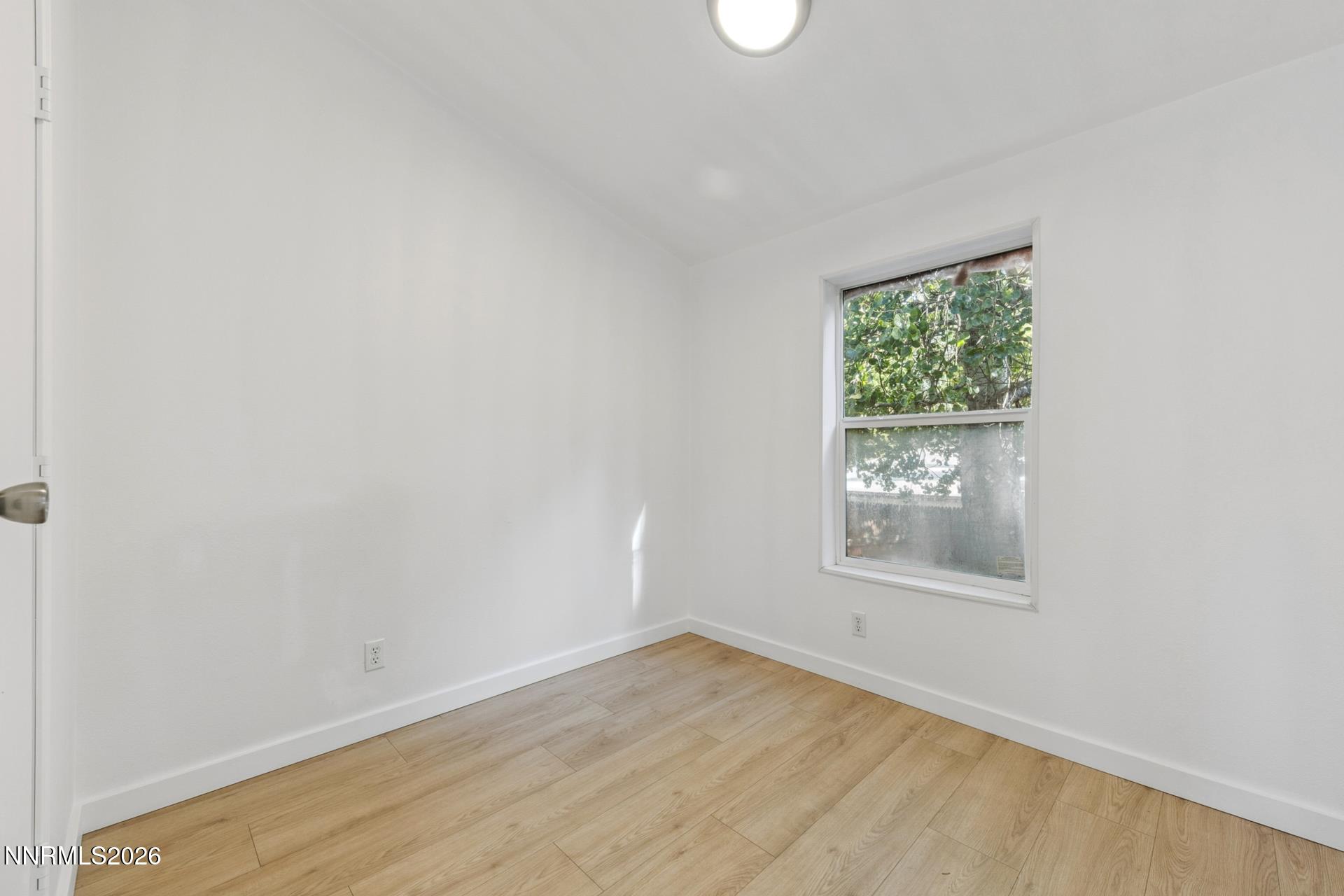 176 Crescent Drive Property Photo 12