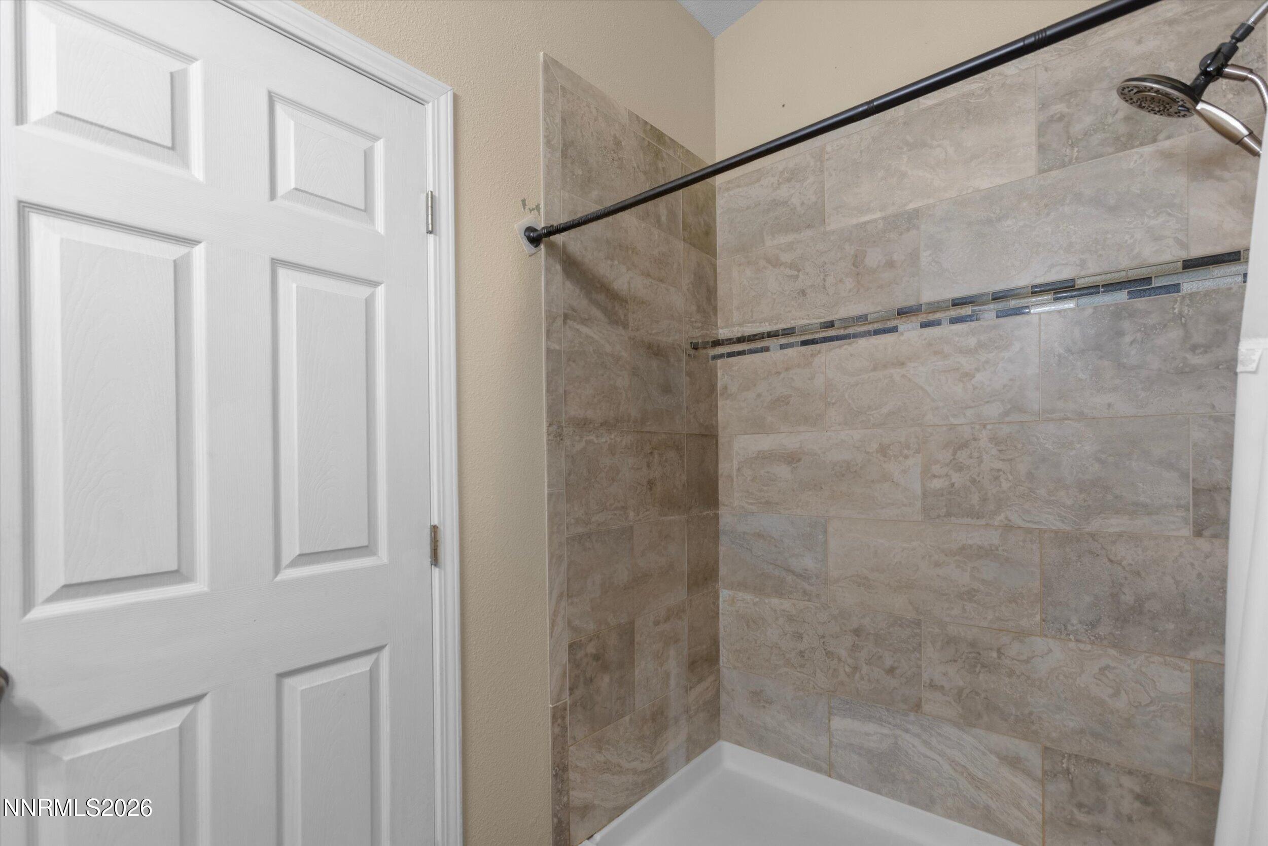 1369 Faland Way Property Photo 16
