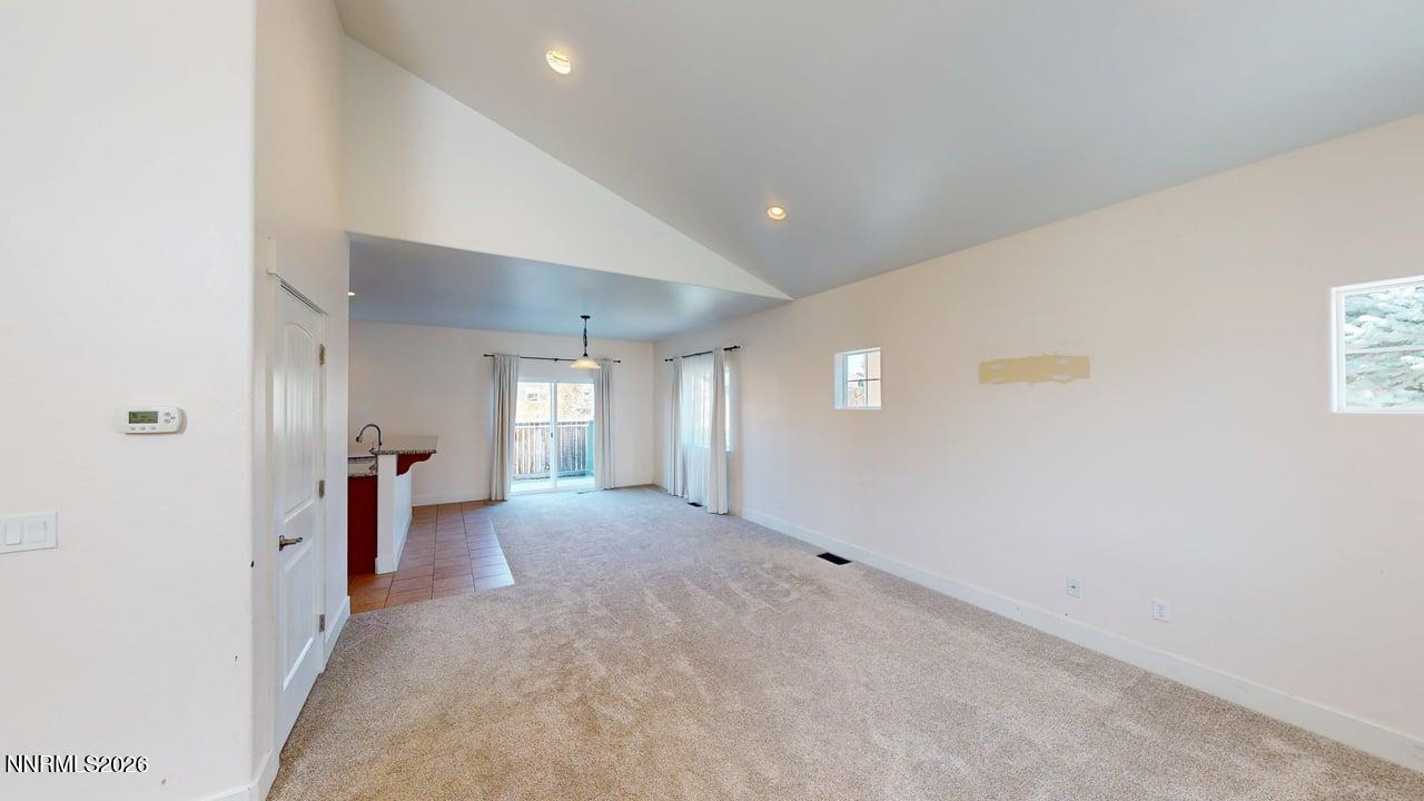 5253 Schreiner Drive Property Photo 5