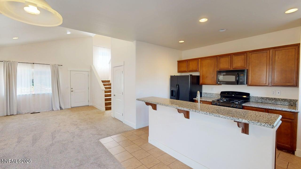 5253 Schreiner Drive Property Photo 8