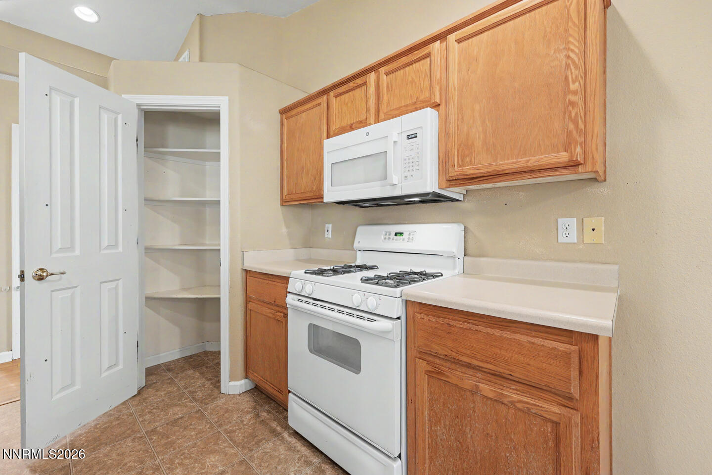 146 Prairie Lane Property Photo 6