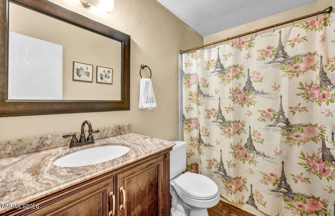 1126 Bradley Square Property Photo 3