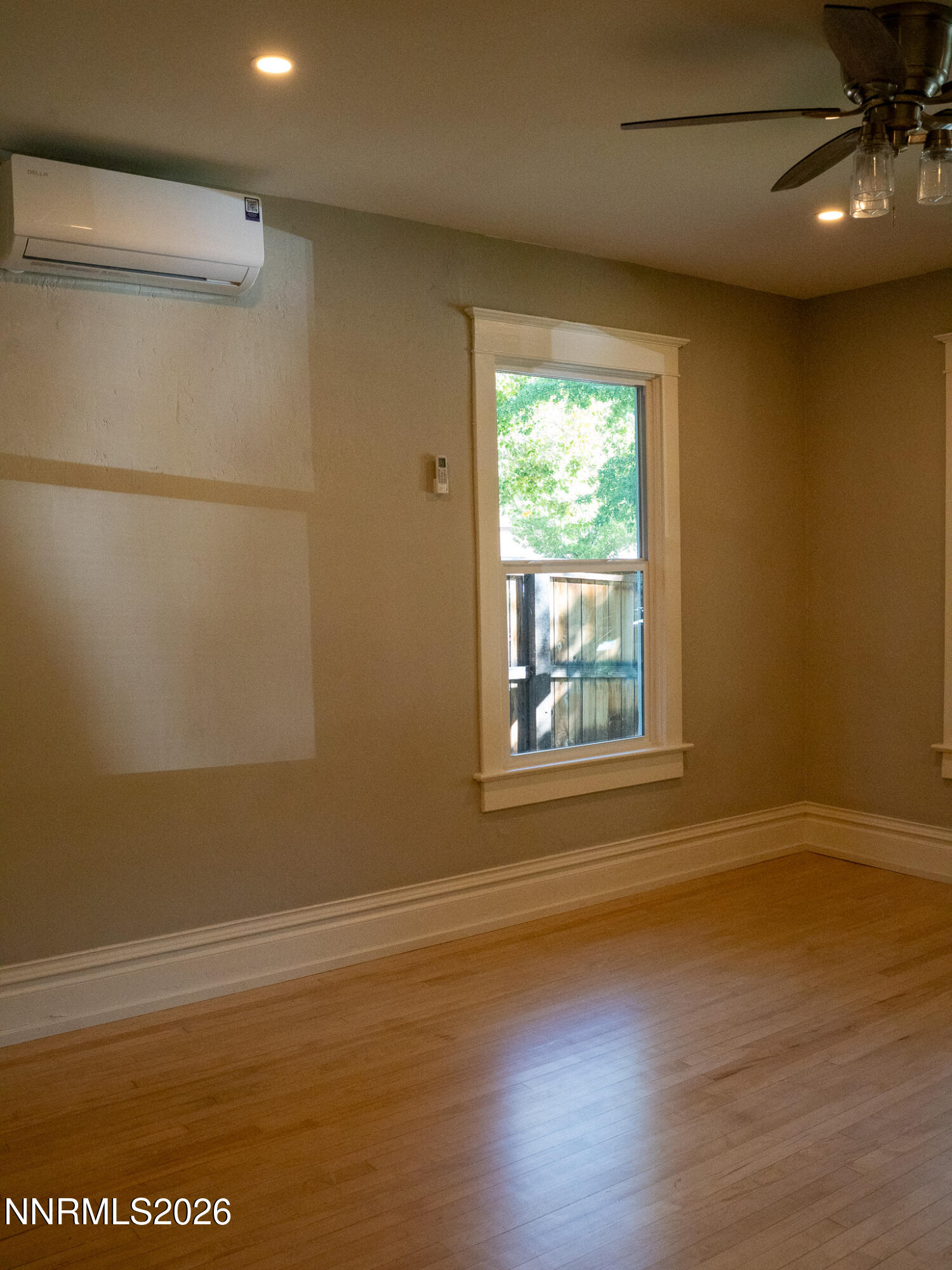 69 Washington Street Property Photo 9