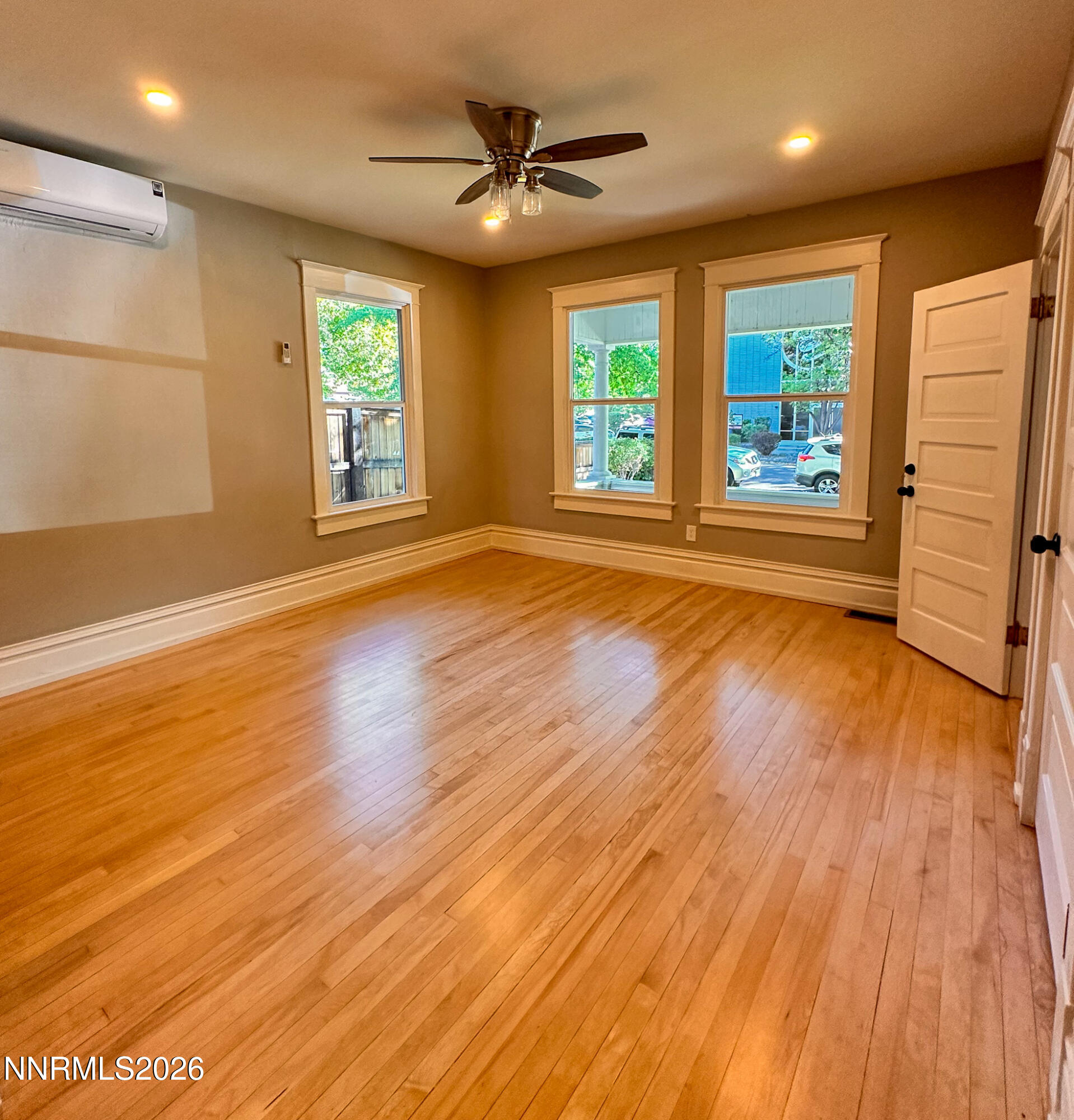 69 Washington Street Property Photo 32