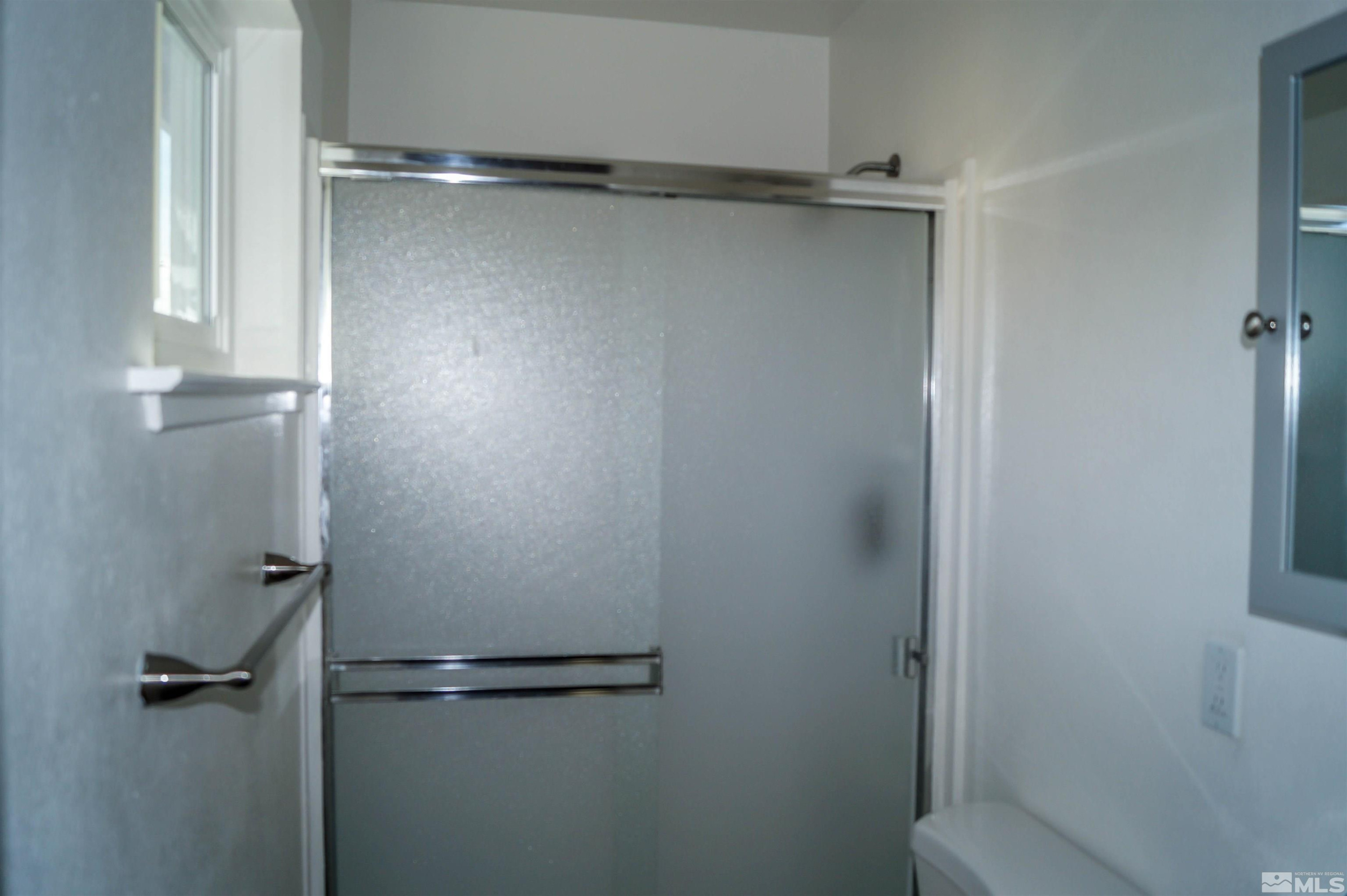 630 1/2 Valley Road Property Photo 11