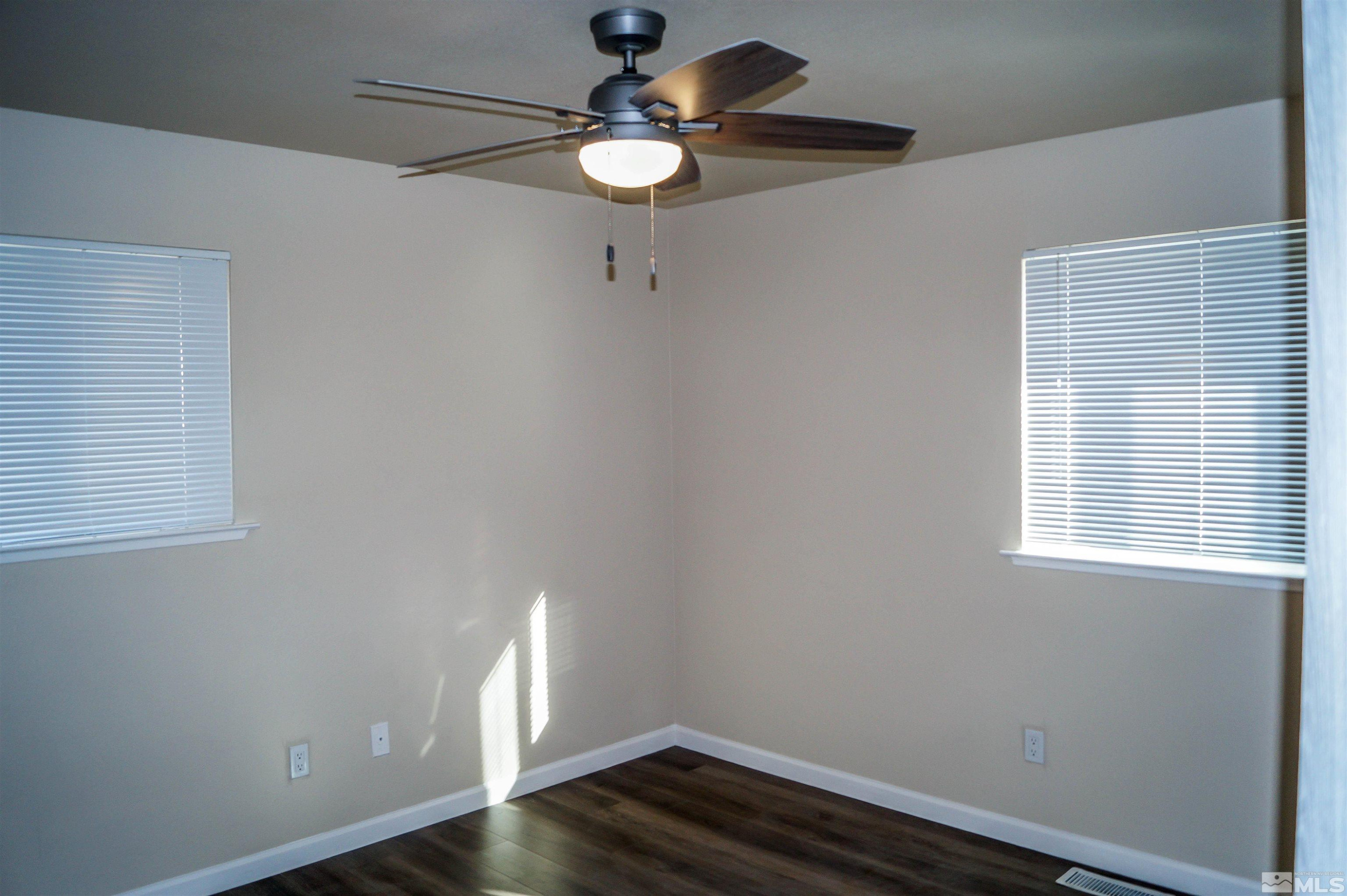 630 1/2 Valley Road Property Photo 12