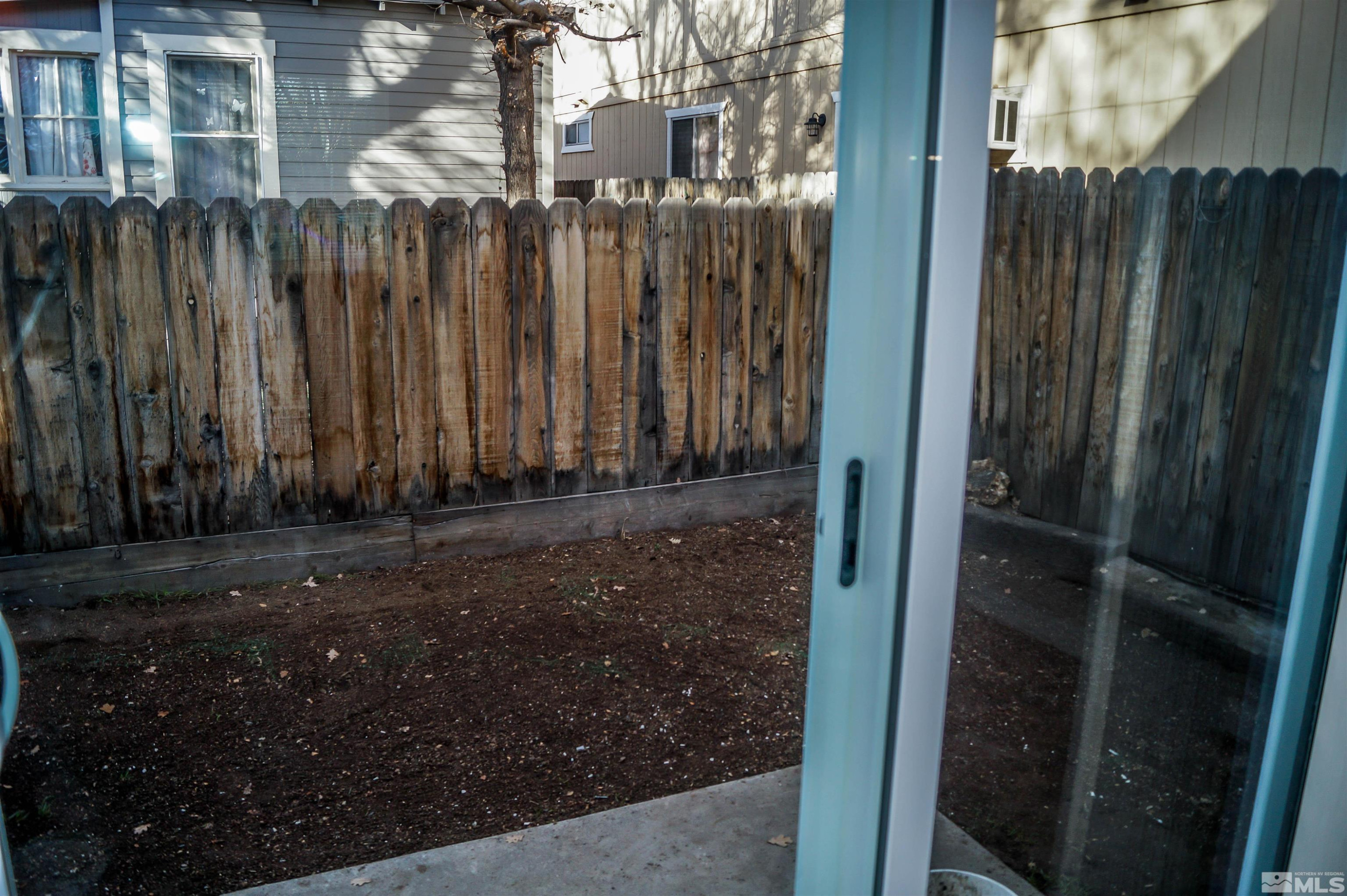630 1/2 Valley Road Property Photo 22