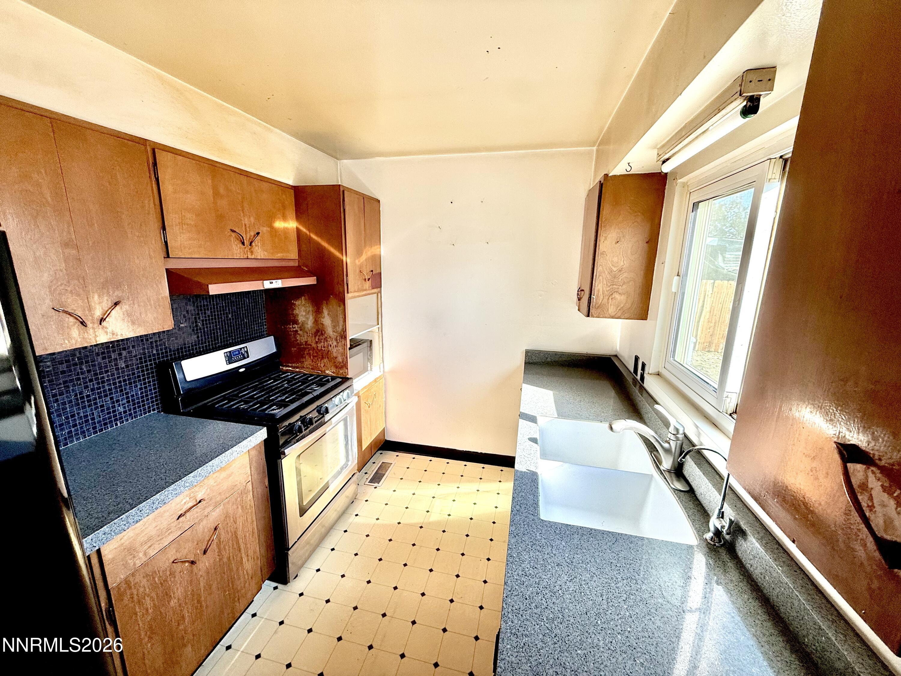 1190 Barstow Street Property Photo 10
