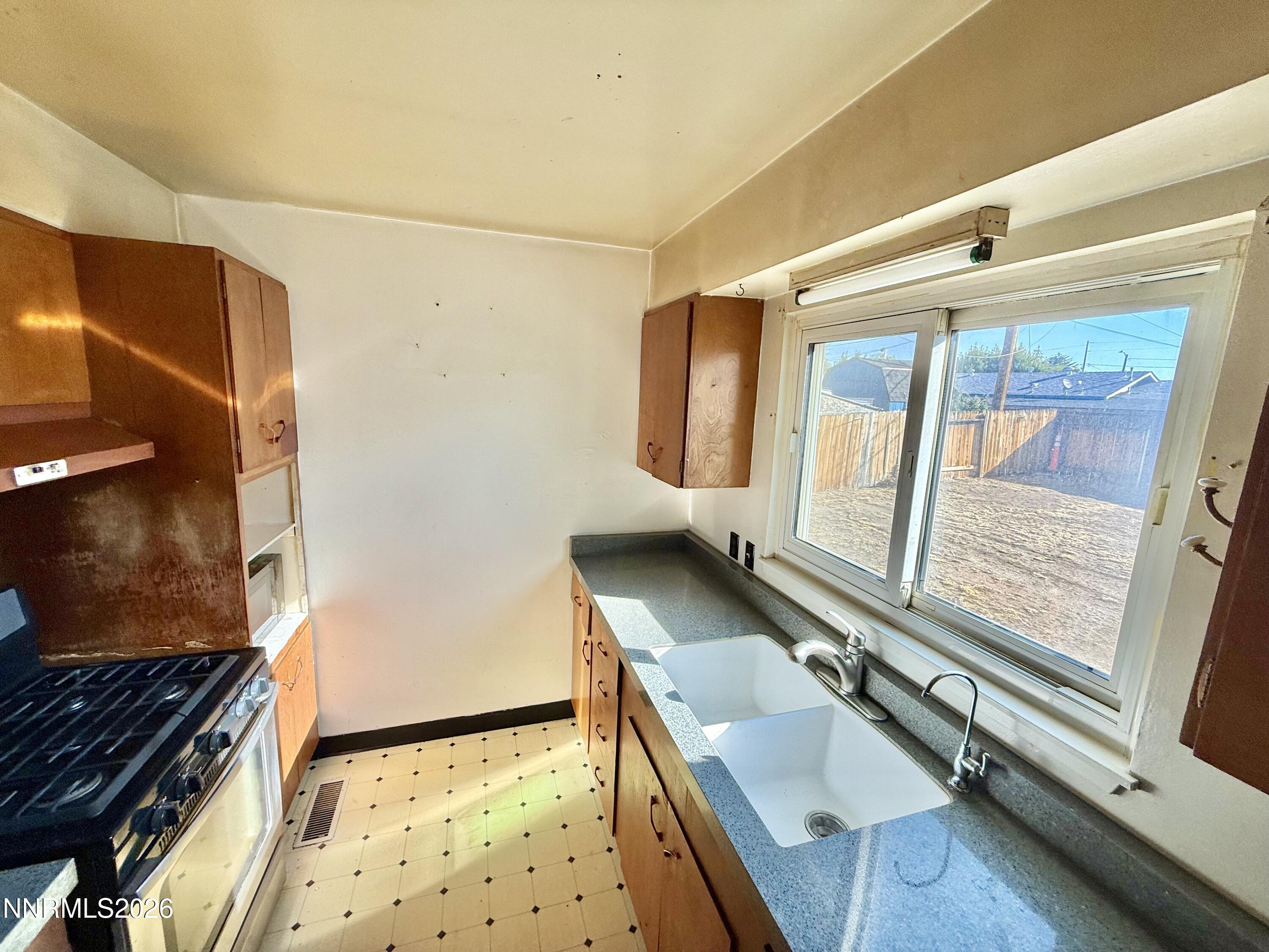 1190 Barstow Street Property Photo 11