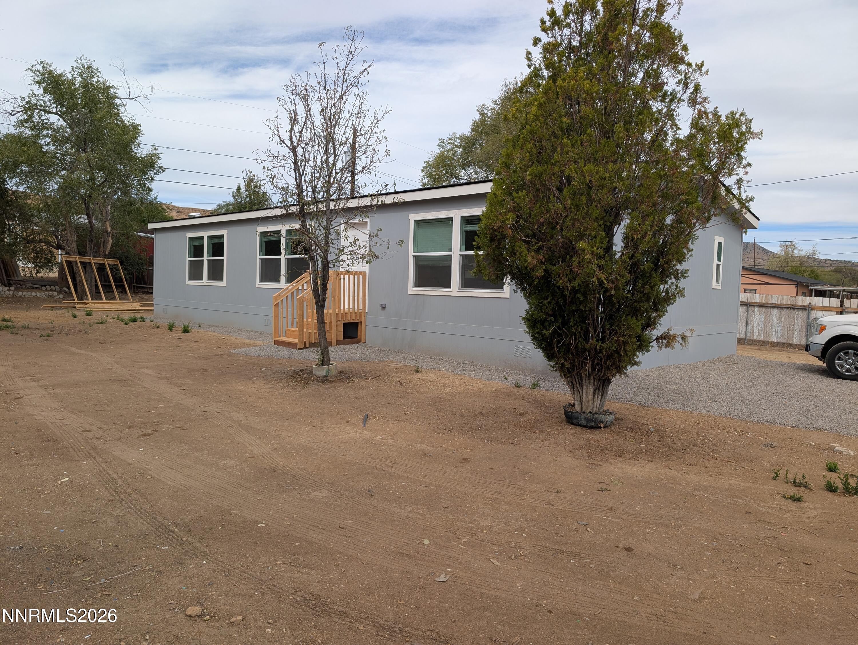 259 W Gepford Parkway Property Photo 1