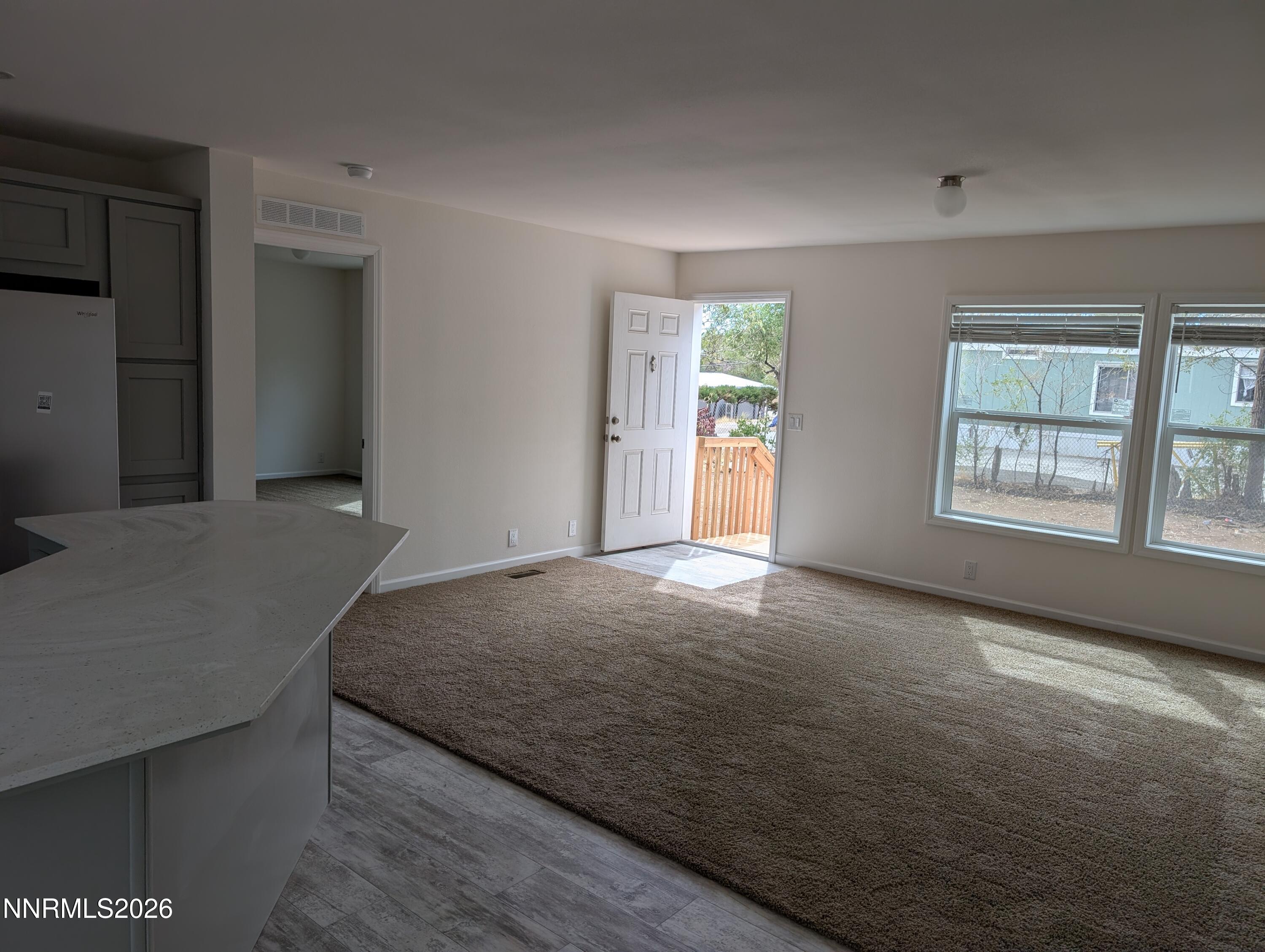 259 W Gepford Parkway Property Photo 5