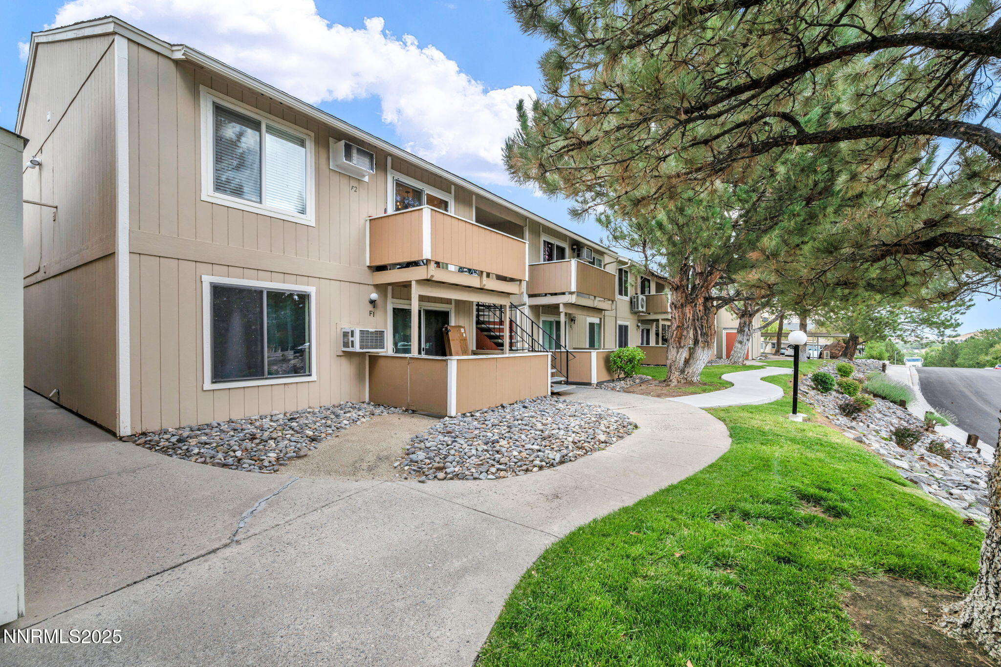 3865 E Leonesio Drive Apt F2 Property Photo 3