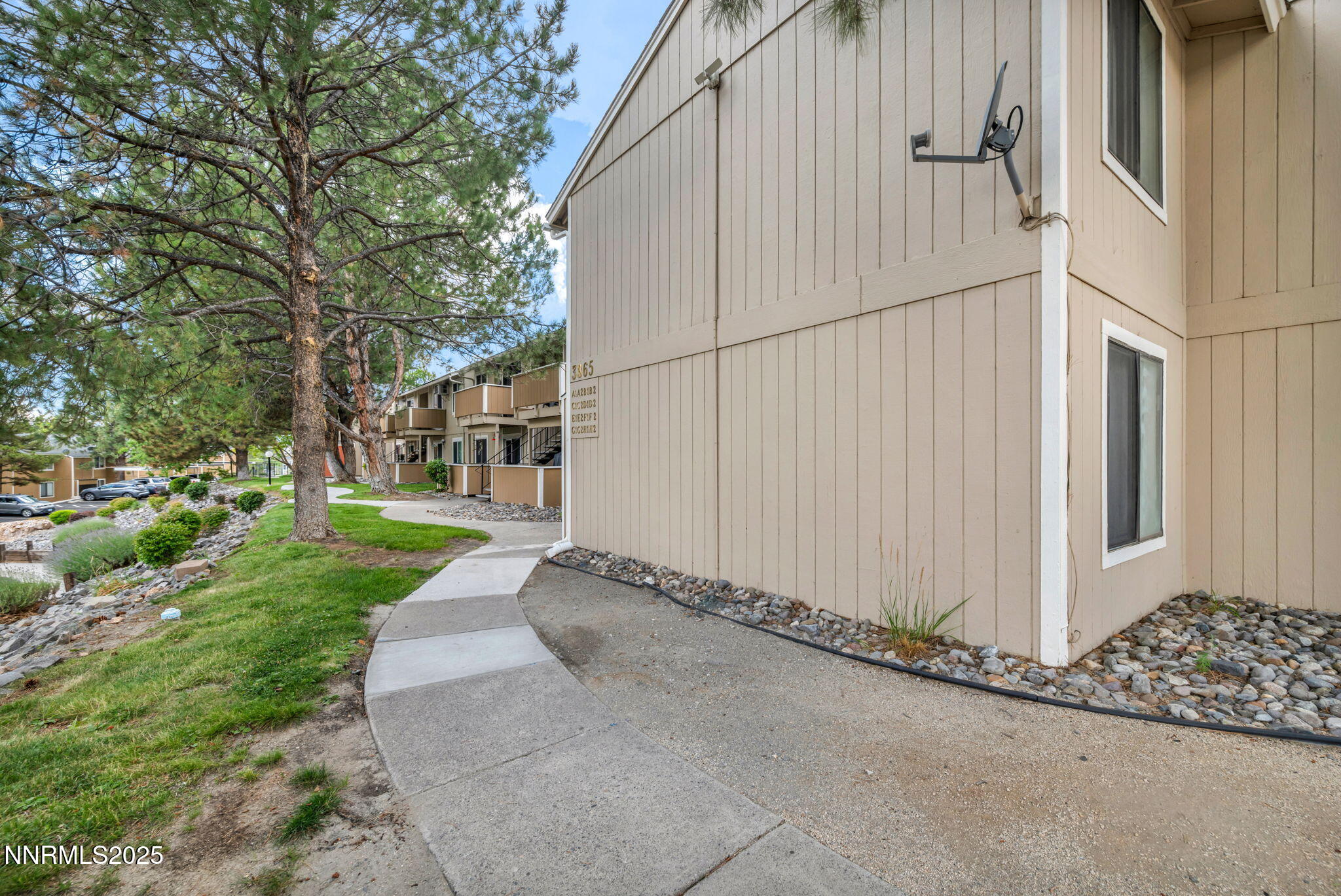 3865 E Leonesio Drive Apt F2 Property Photo 4