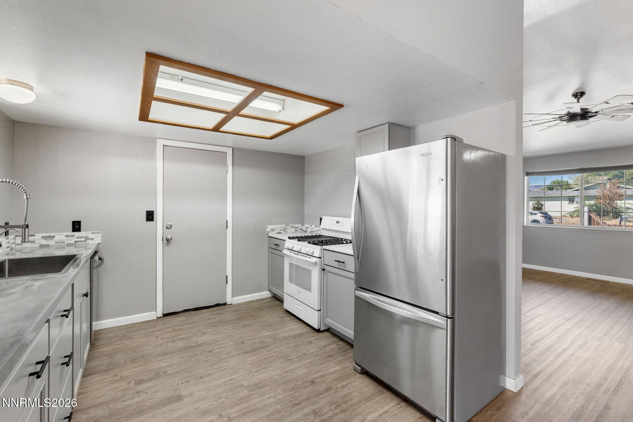 1006 Opal Way Property Photo 11