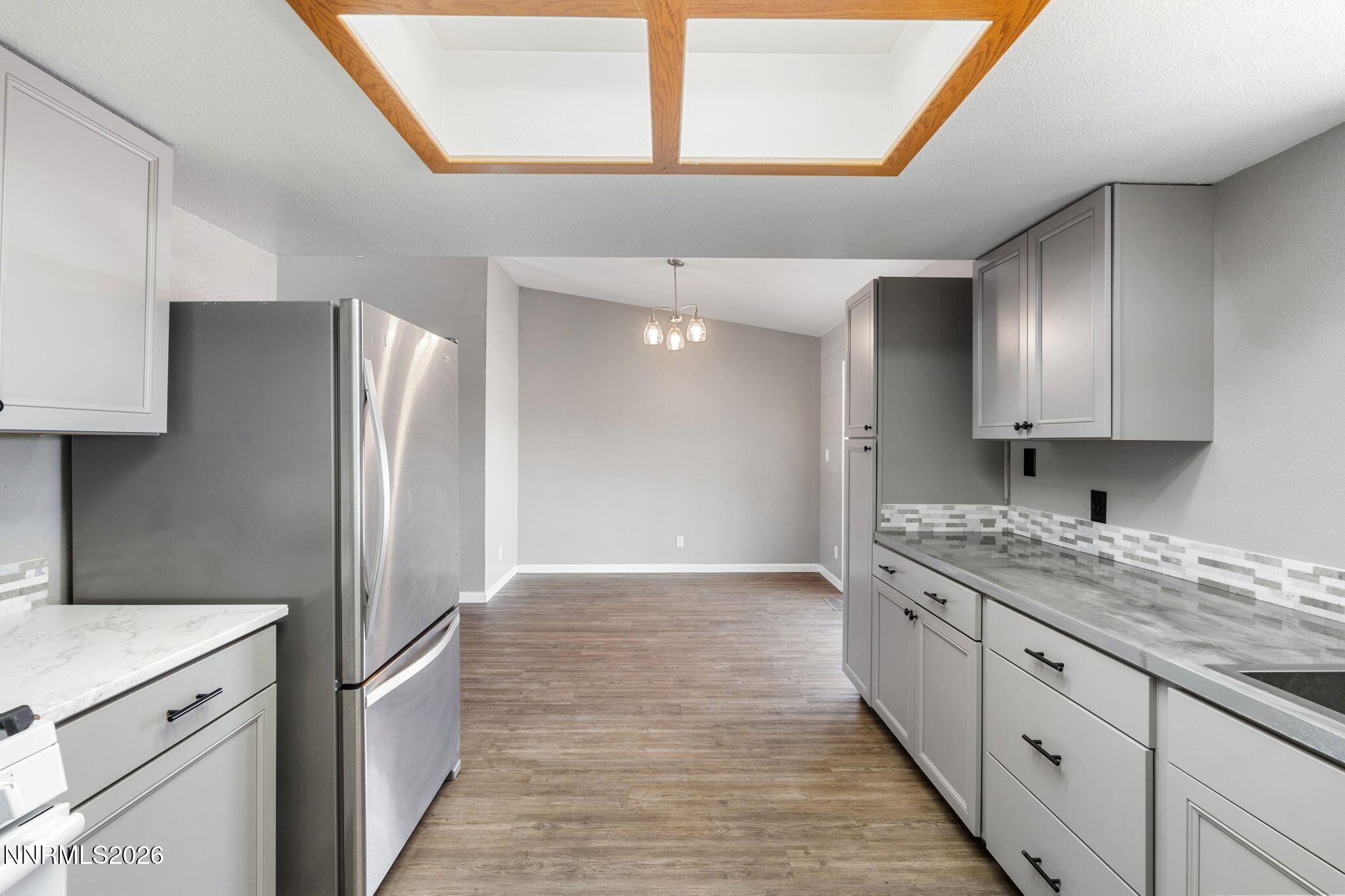 1006 Opal Way Property Photo 15